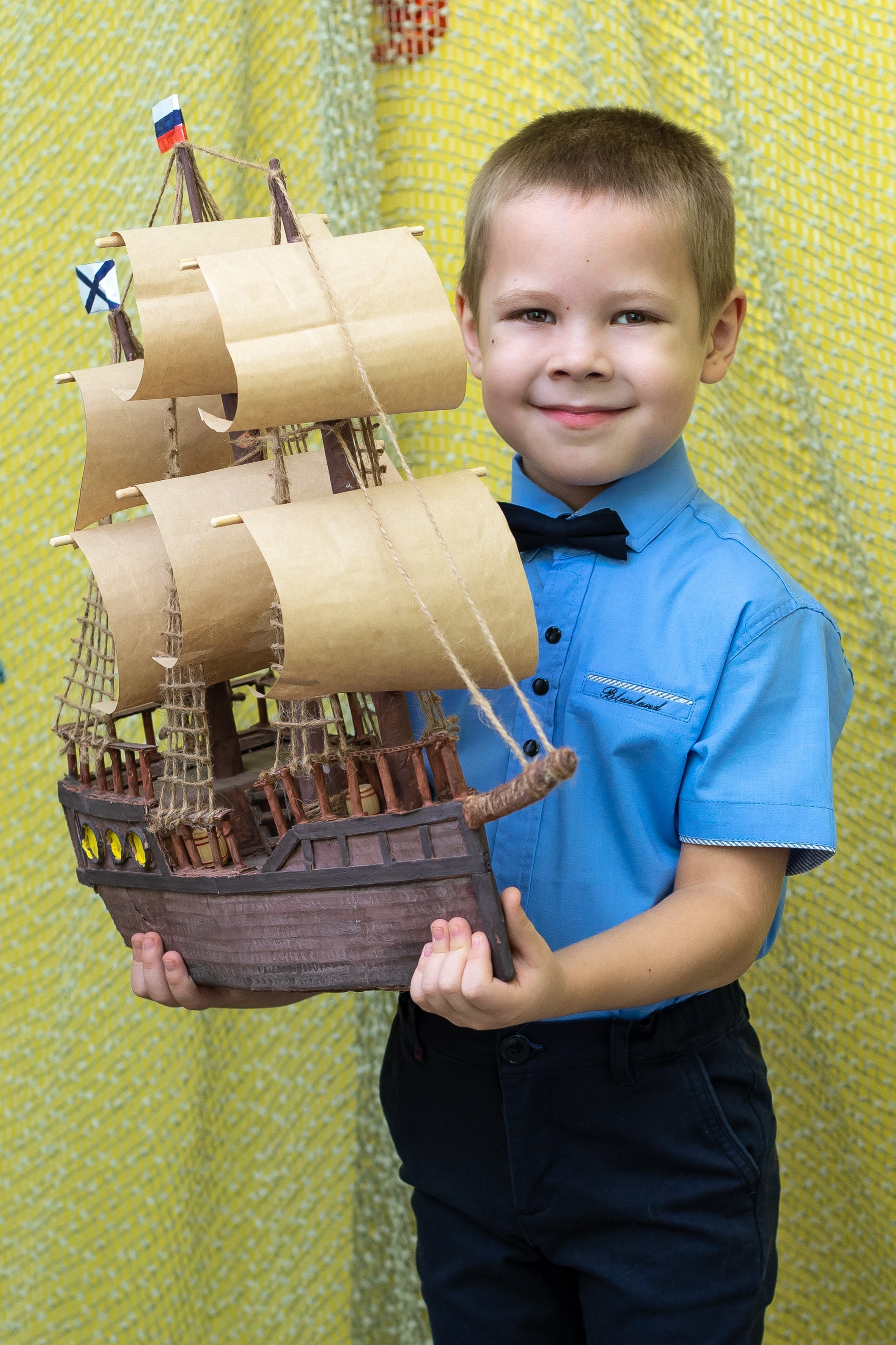 Выпускные альбомы и фильмы