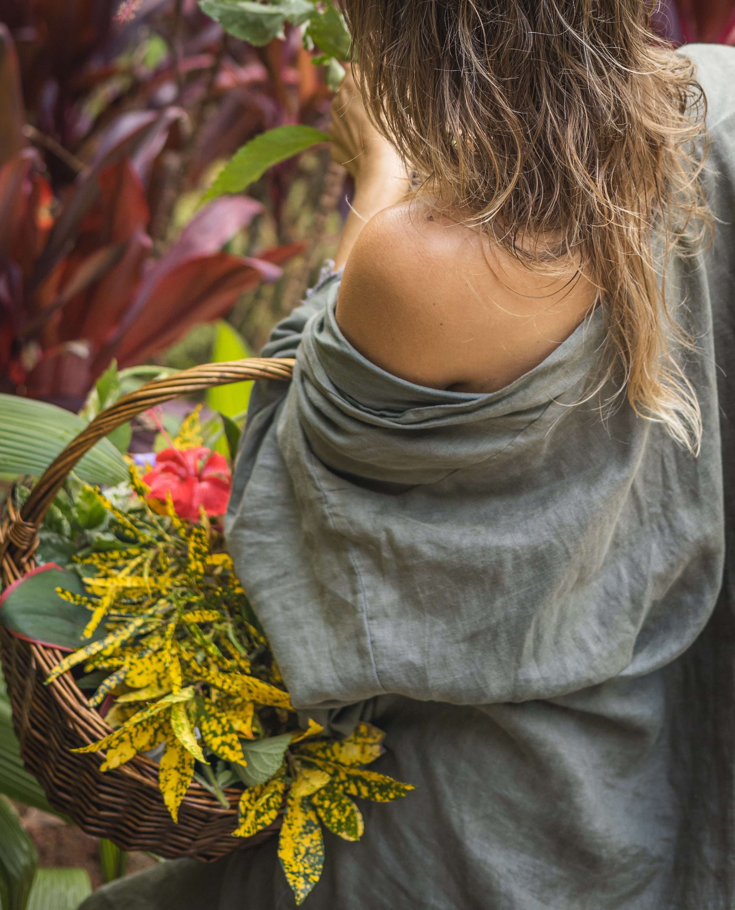 Nana sacral therapy master. Family, portrait, content photo in Costa Rica Evgeniya Besprozvannykh