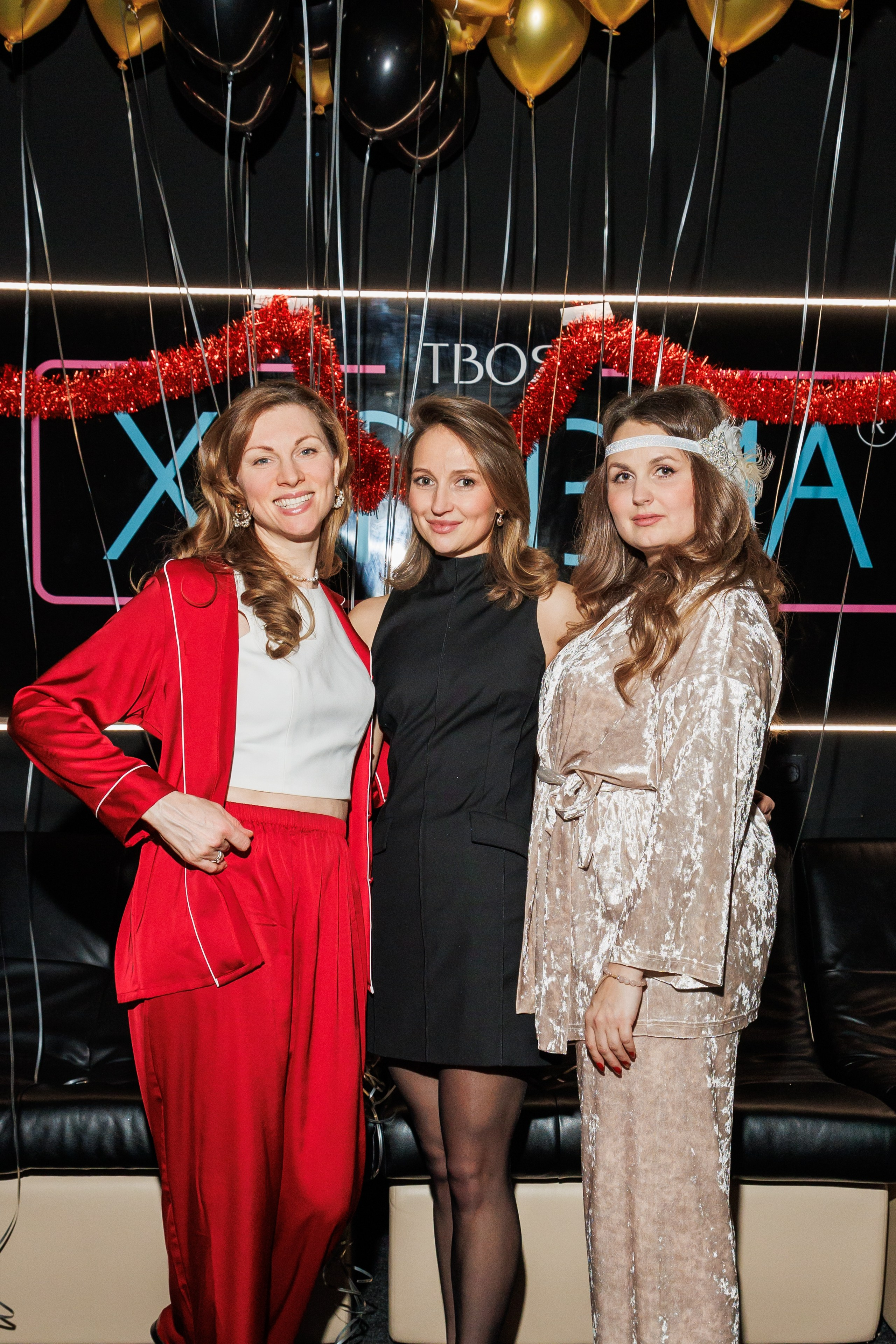 Вечеринка в караоке. Фотограф в Москве Дмитрий Емельянов