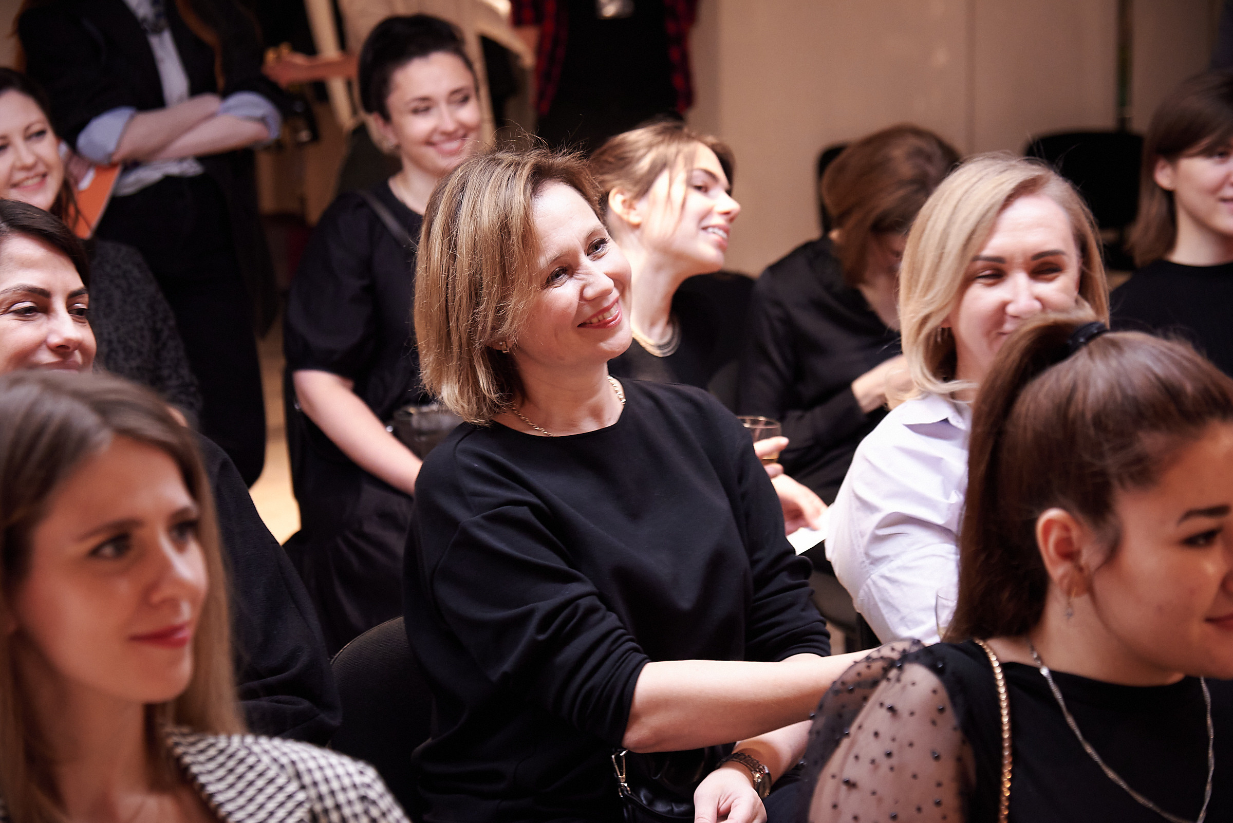 Дизайн-центр West. Репортажный и коммерческий фотограф в Ростове Виталий Ишков