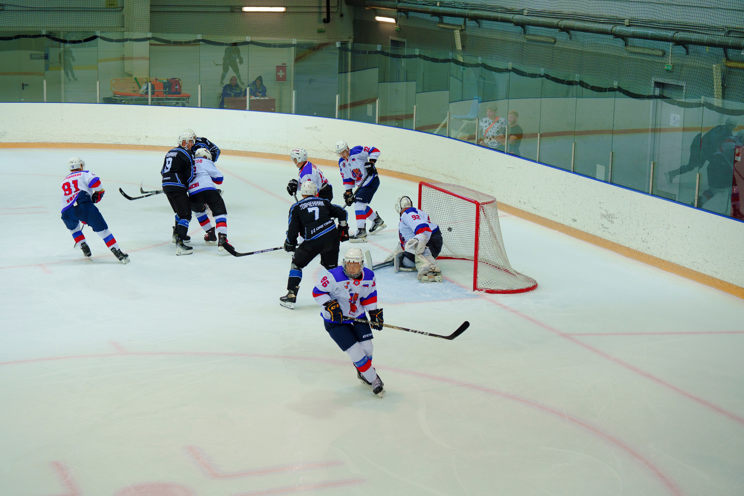 Фотосъемка хоккейных матчей в Сочи. Фотограф видеограф Геннадий Янбаев в Сочи, Краснодаре