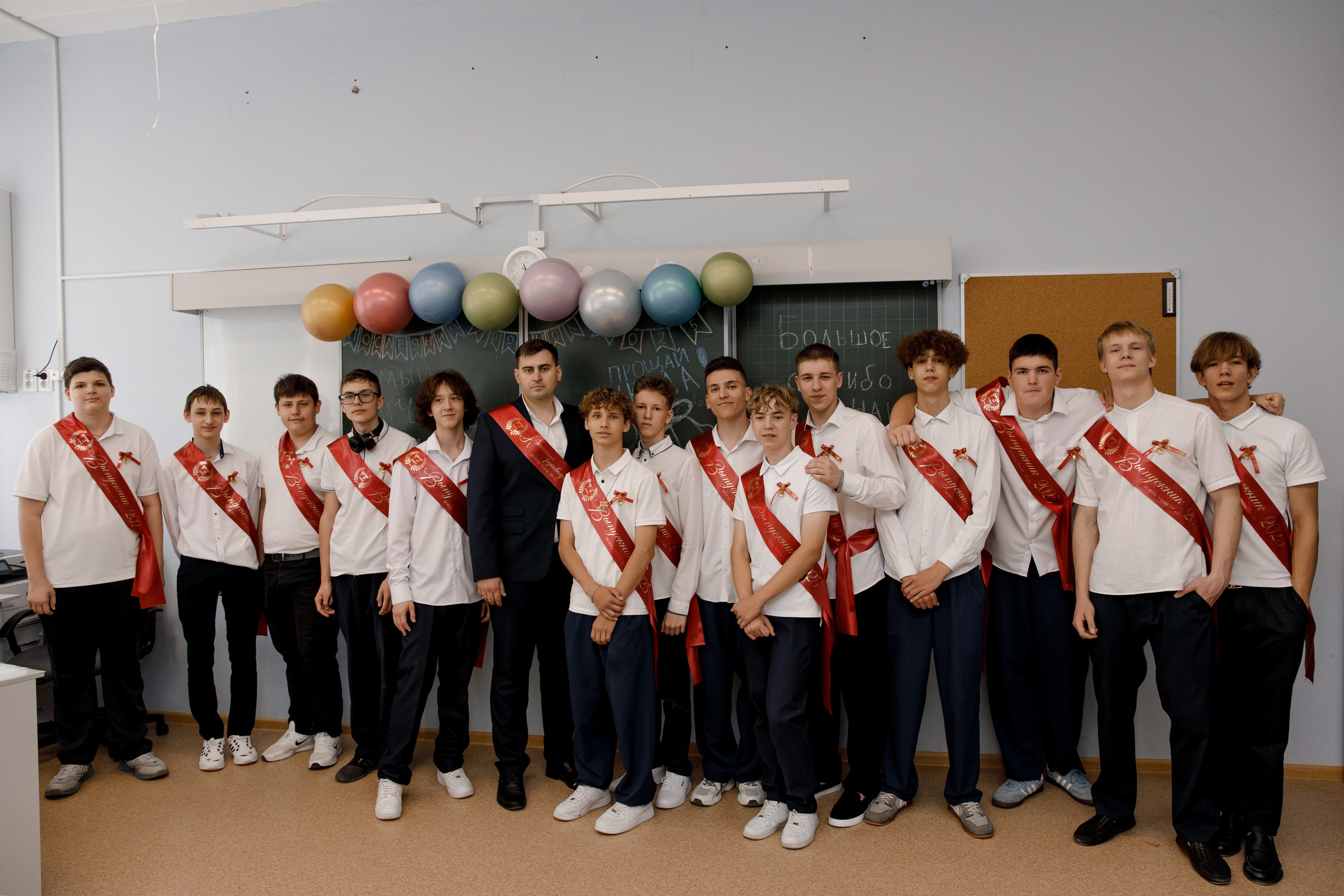 Школа 107 г. Краснодар. Выпускные альбомы в Краснодарском крае