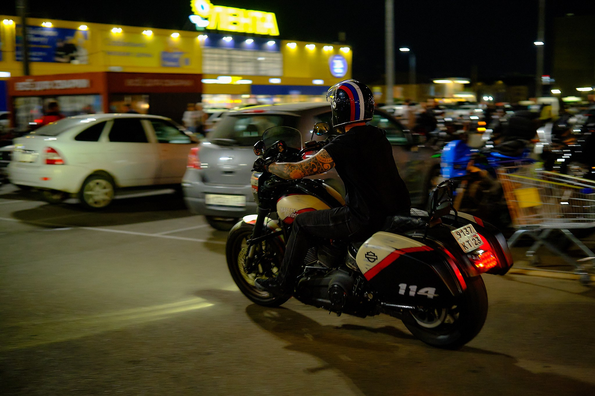 11.07.2024 МЧ КАРАОКЕ. Константин Тимонин — фотограф в Краснодаре