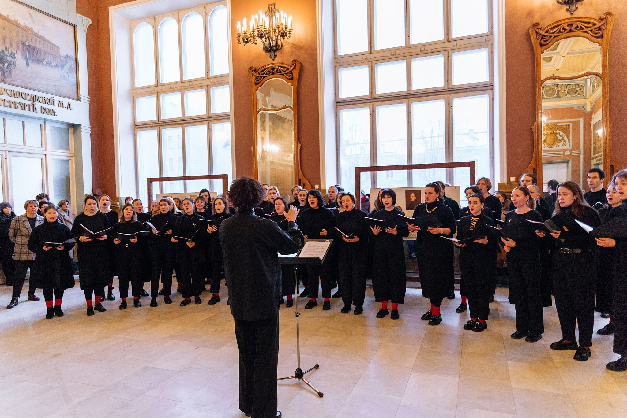 Хор Большой распев на Витебском вокзале. Январь 24. Репортажный фотограф в Санкт-Петербурге Анастасия Клёпова