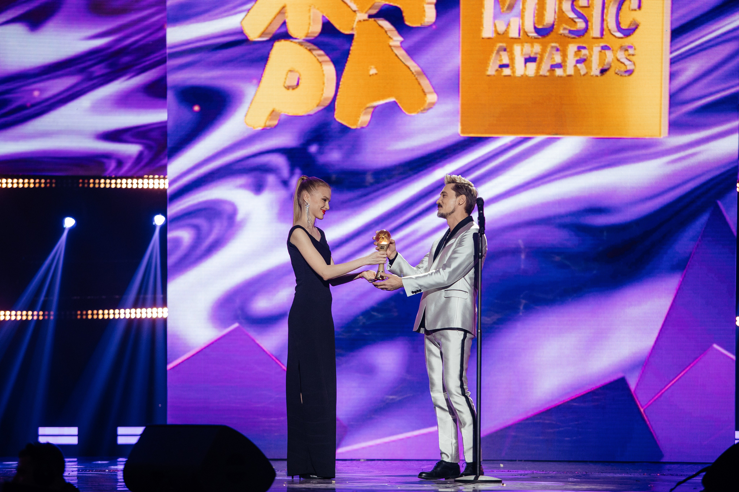 ЖАРА ТВ. Светский фотограф — Анисина Ирина