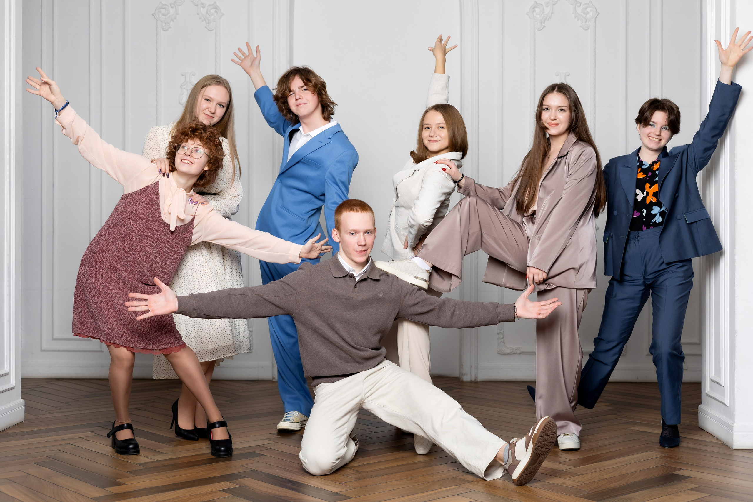 Зал Plaza. Выпускные альбомы. Школьный и семейный фотограф Виктория Игнатьева