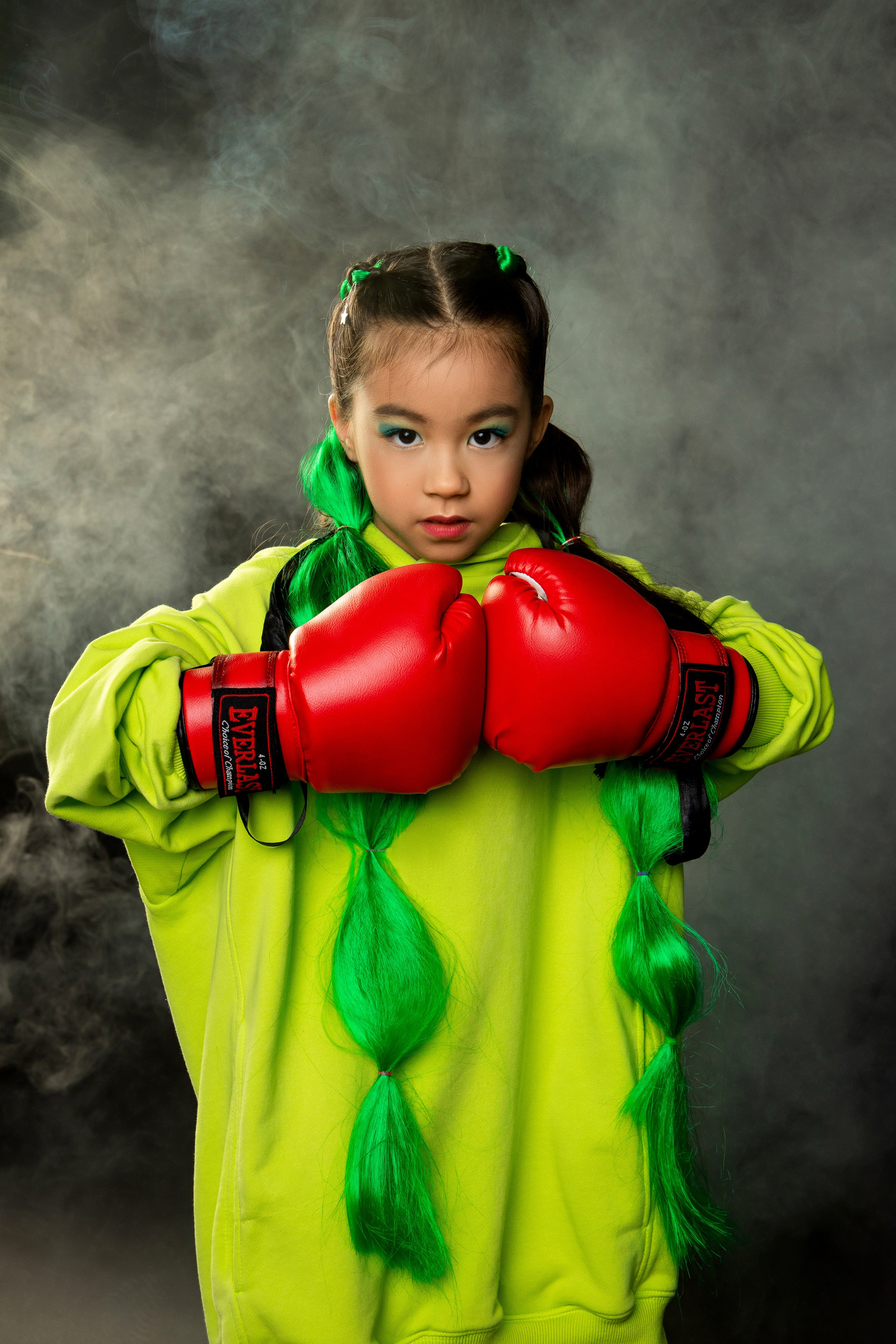 Модный бокс. Студия Soft Light, макияж Александра Стурова, причёски Ксения Матджанова. Татьяна Мирзоян