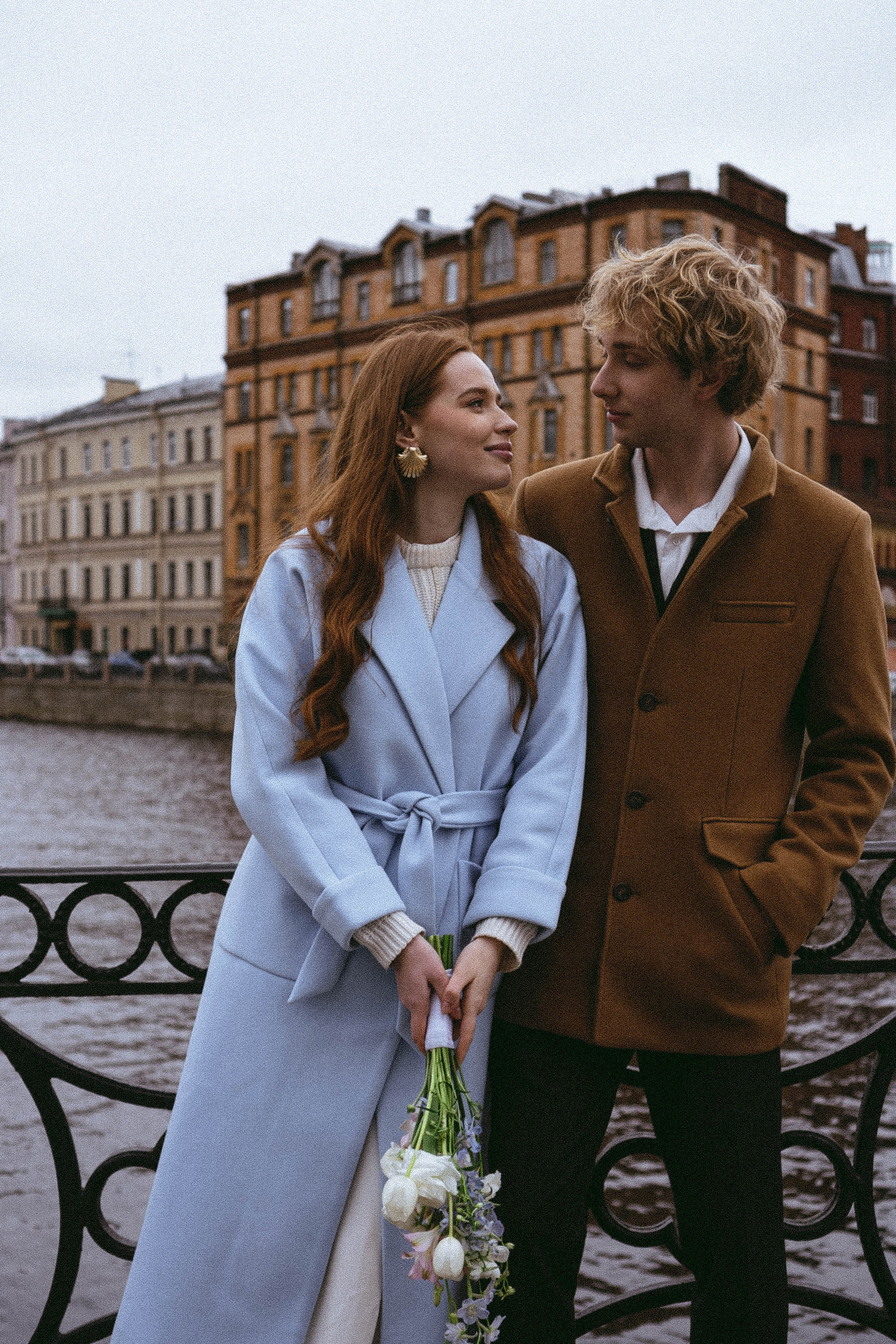 СВАДЕБНАЯ ПРОГУЛКА ПО ПЕТРОГРАДКЕ ВЕСНОЙ (ФОТОСЕССИИЯ ПАРЫ СВАДЕБНАЯ). Профессиональный фотограф, Санкт-Петербург — Виктория Богомолова