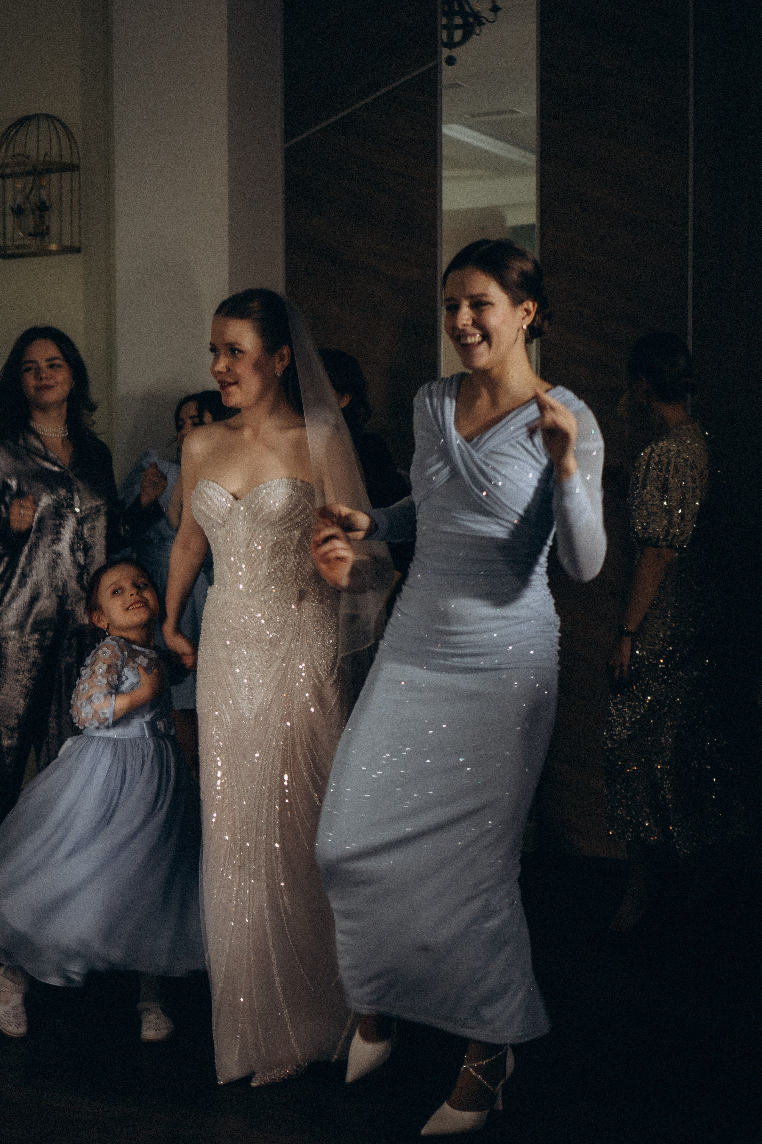 СЬЕМКА СВАДЕБНОГО БАНКЕТА (СНЯТО В СИБИРЕ В НИЖНЕВАРТОВСКЕ). Профессиональный фотограф, Санкт-Петербург — Виктория Богомолова