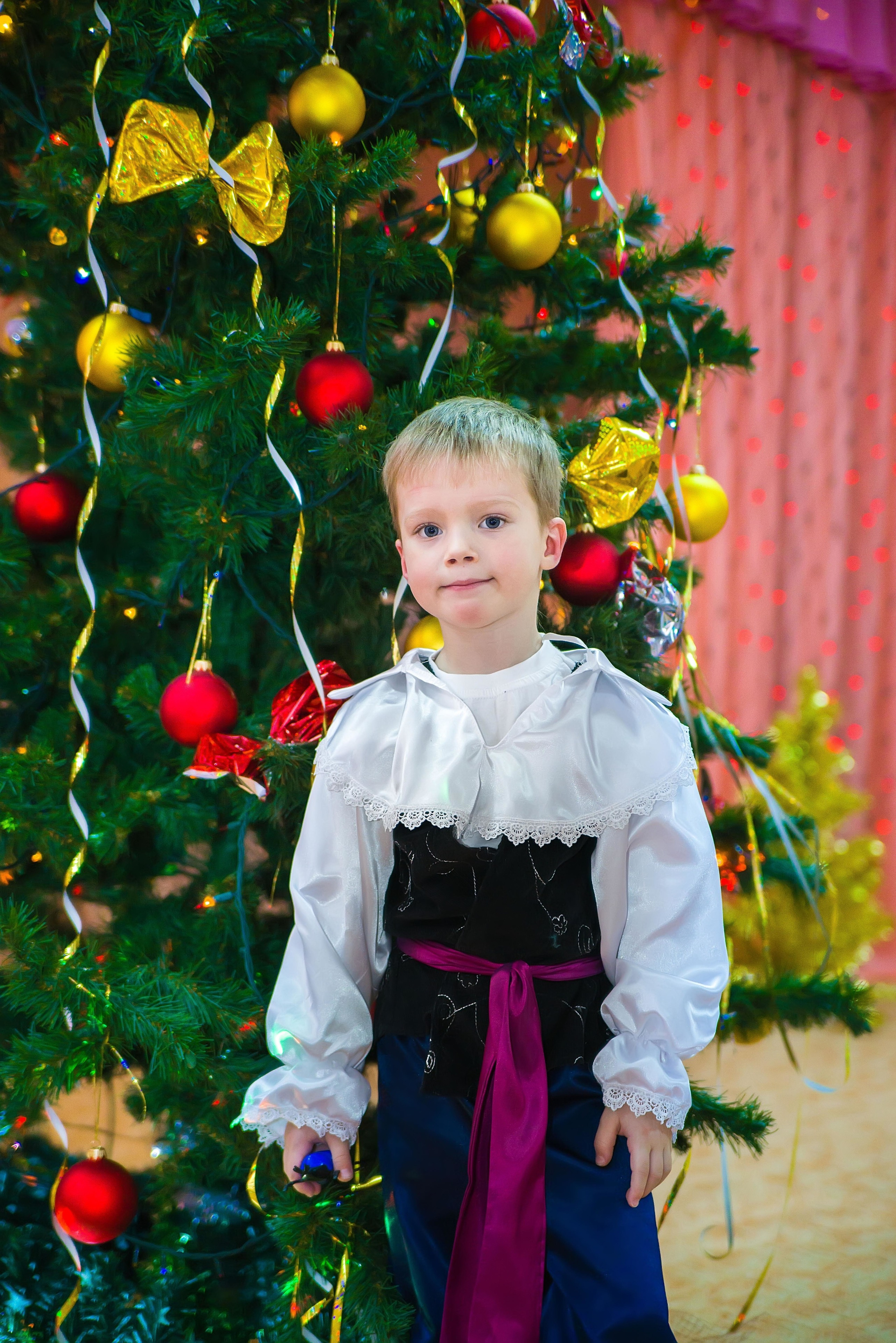 Фотосъемка видеосъёмка фотограф видеооператор новогодних утренников  в. Фотограф, видеооператор Нина Коршунова