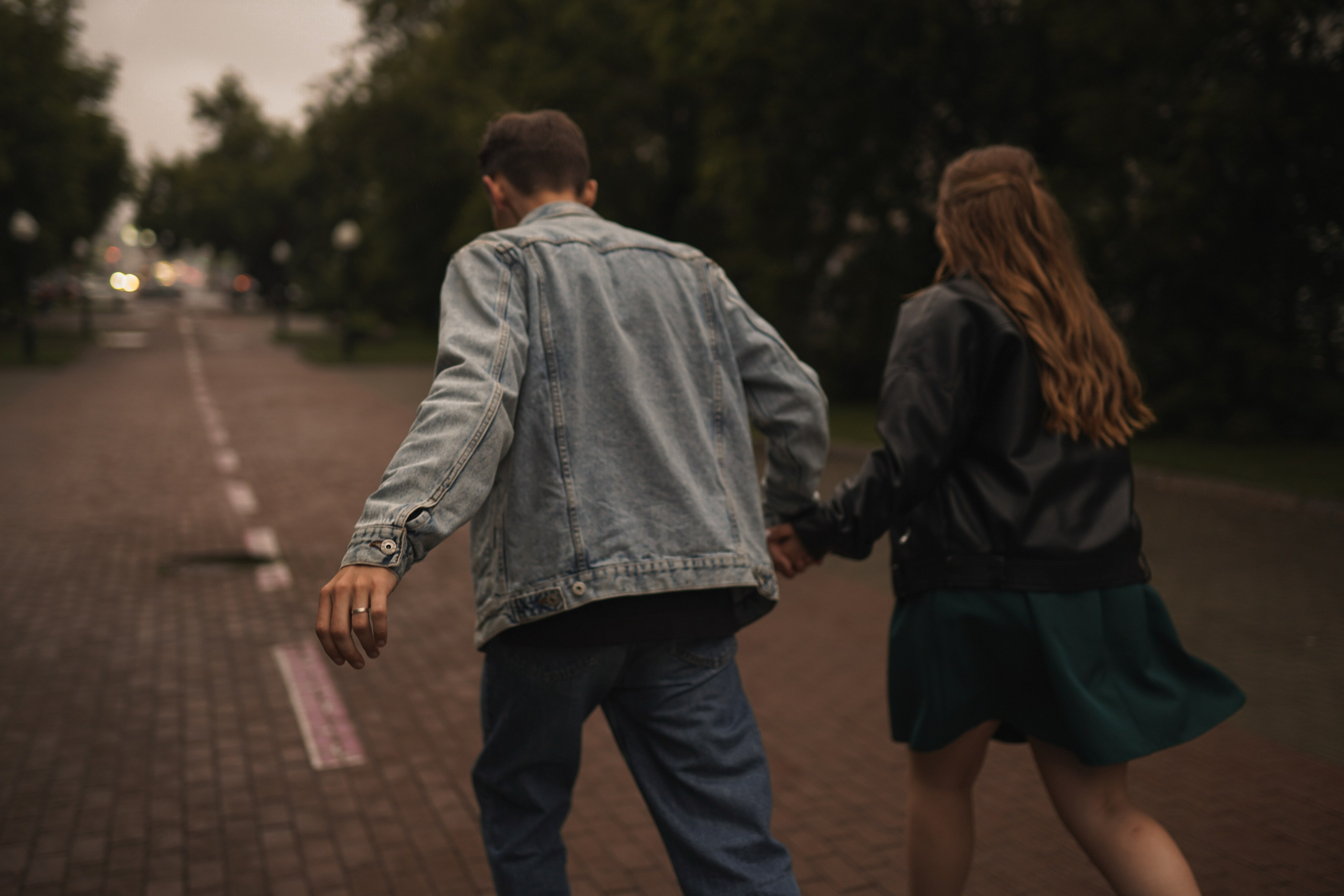 За малиновым солнцем