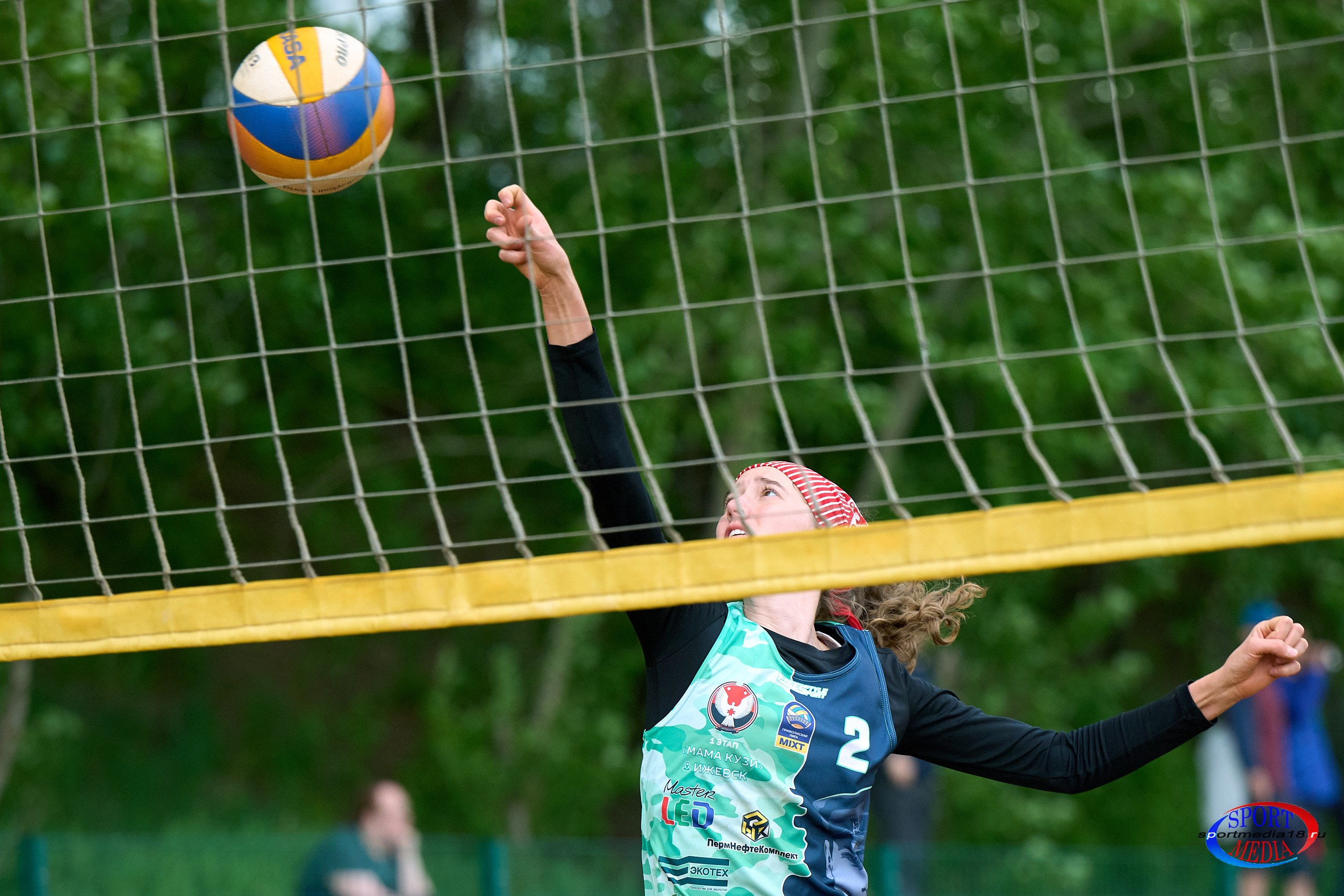 Пляжный волейбол. ПРИВОЛЖСКАЯ ЛИГА MIXT Ижевск 18.05.2025. Спортивный репортажный фотограф в Ижевске Сергей Мерзляков