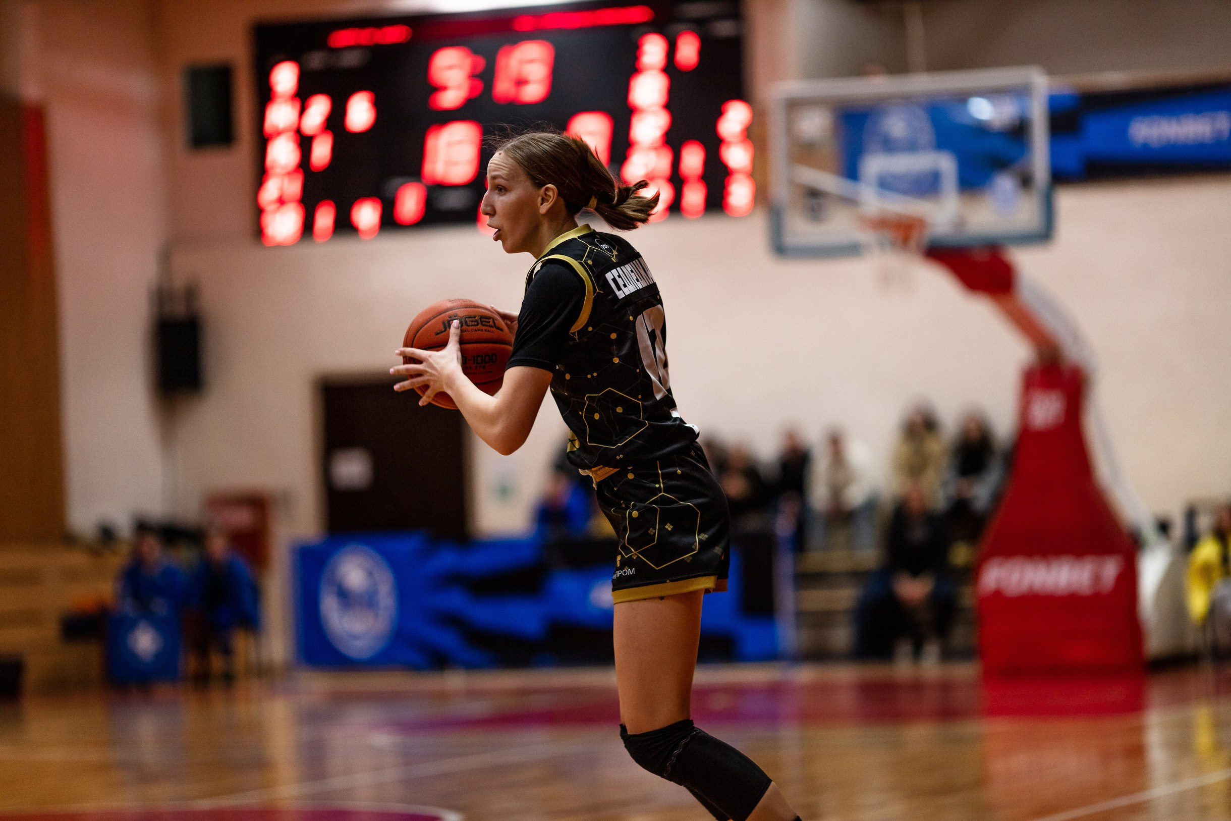 БК Юность — ЧГУ-Атланта / 3 игра. Фотография