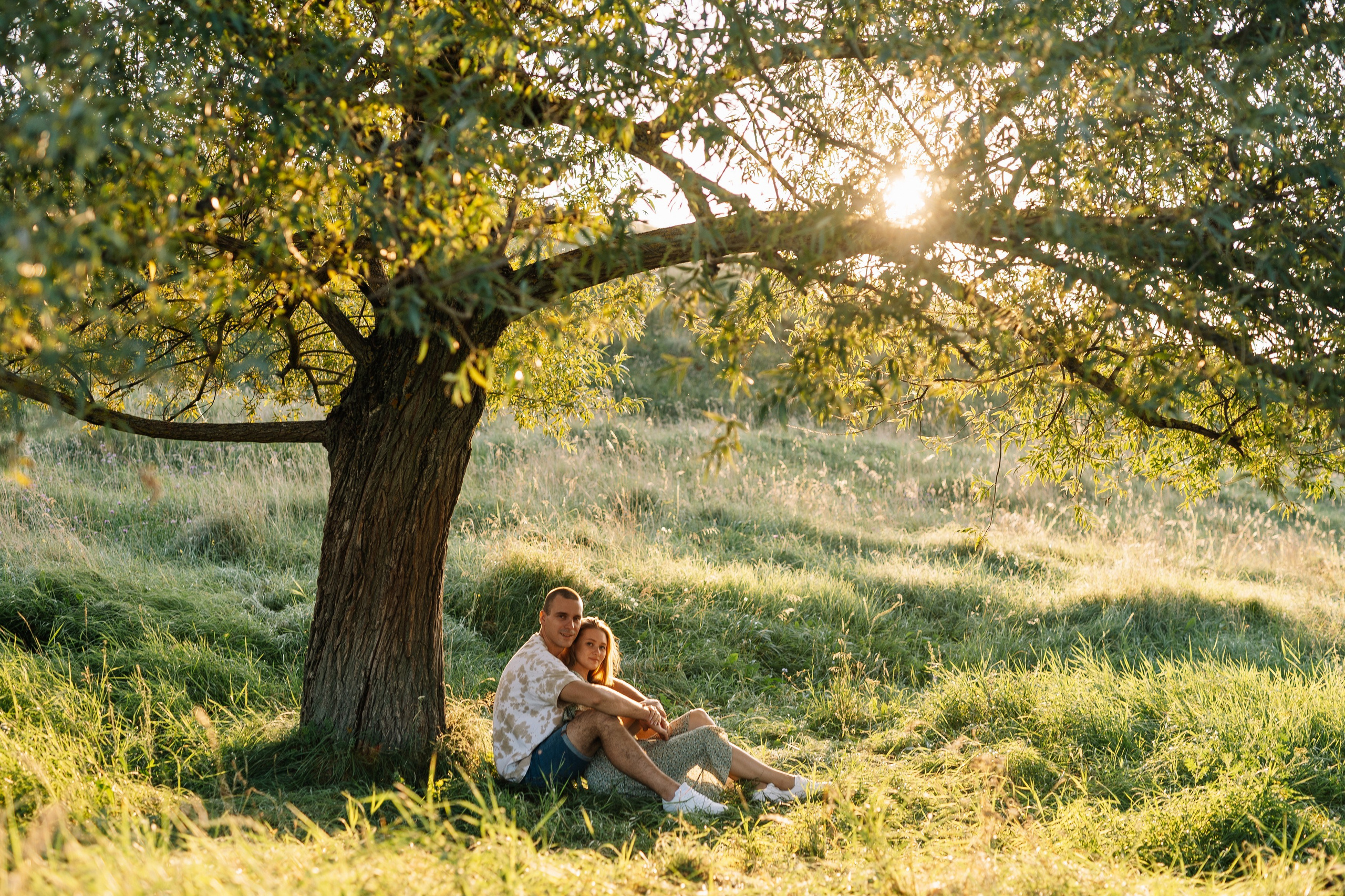 Фотосессия на закате на фоне природы для Инны и Максима. Свадебный фотограф в Тамбове Павел Четвертков
