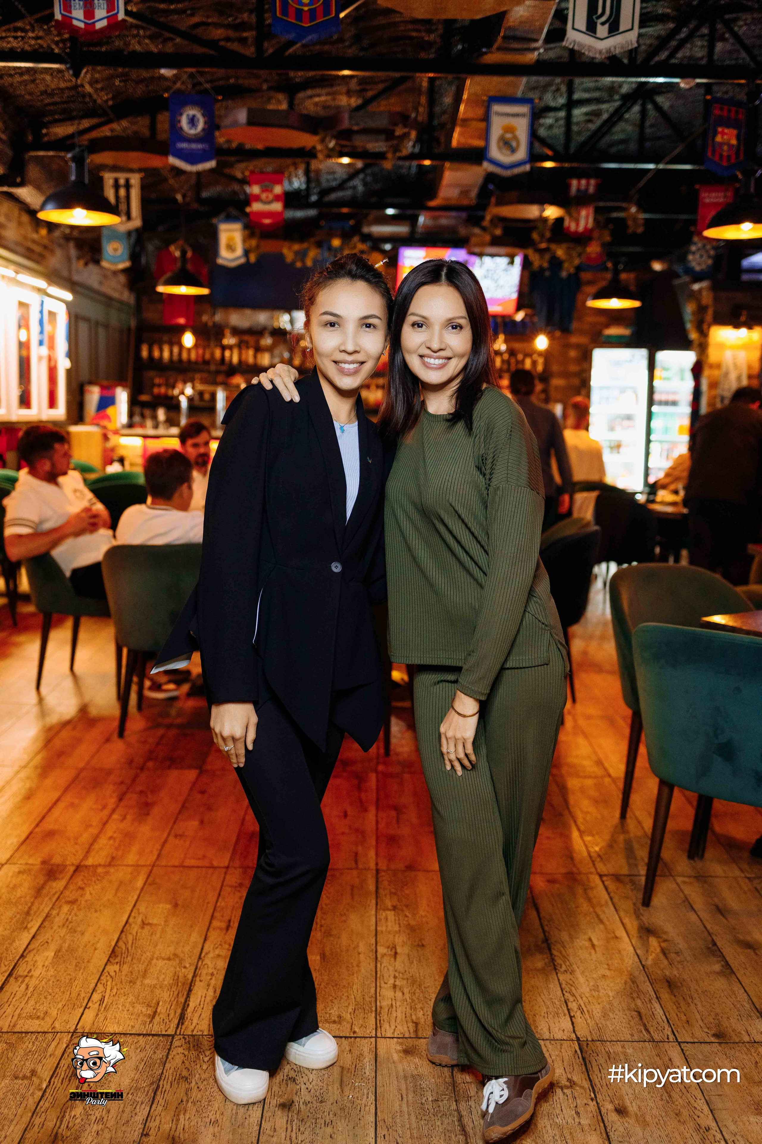 Эйнштейн Party