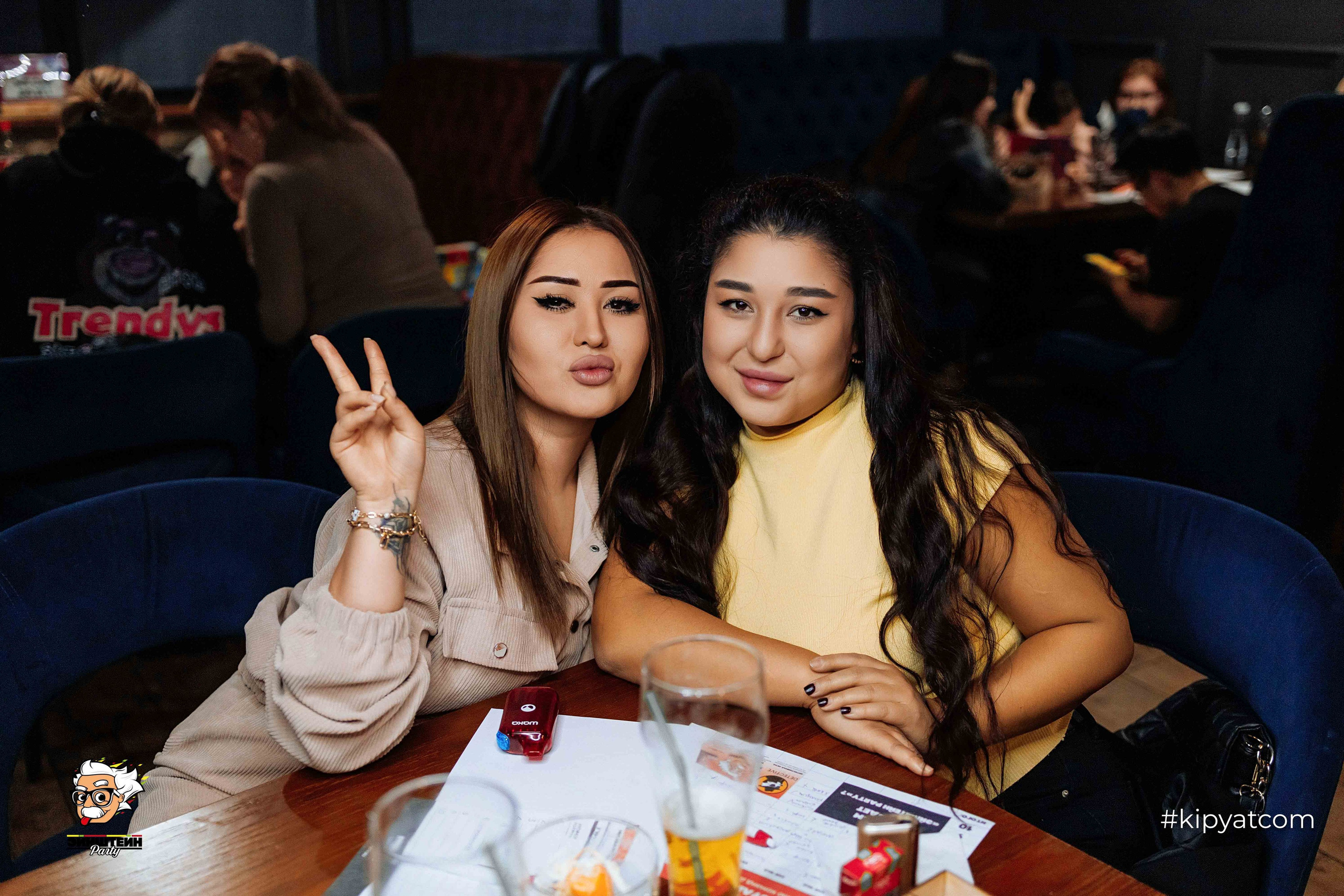 Эйнштейн Party