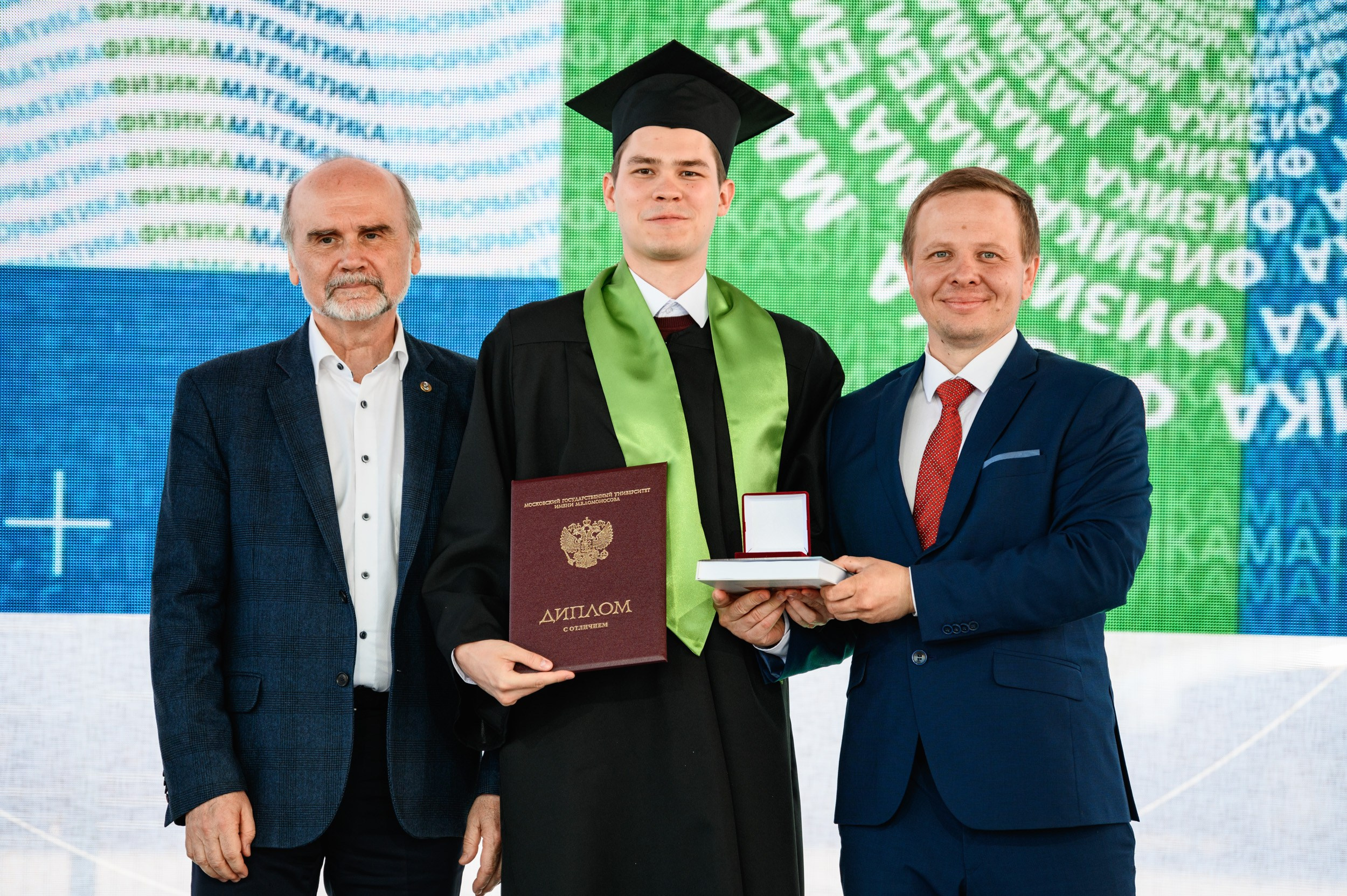 Выпускной МГУ. Фотограф Захваткин Роман