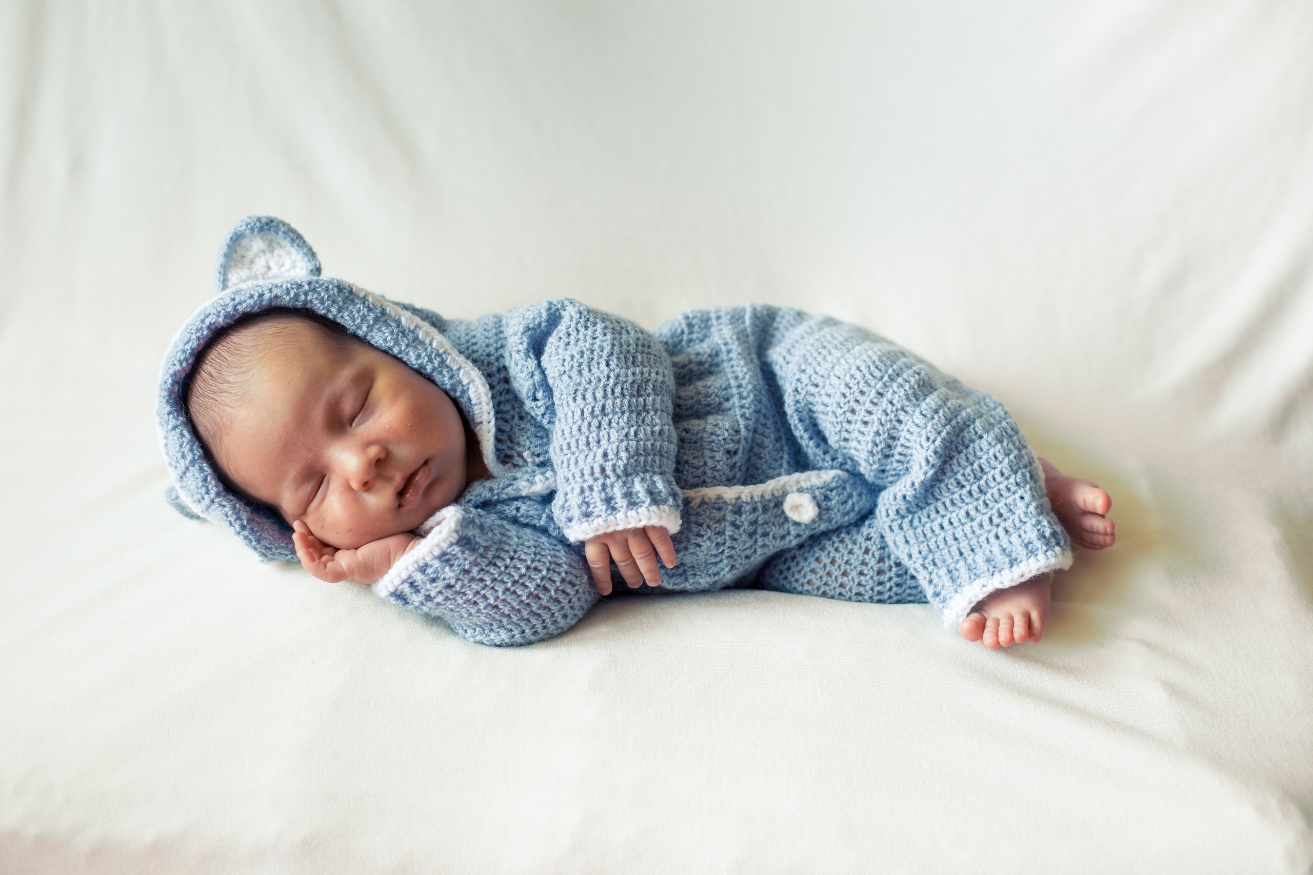 NEWBORN. Family Photographer Ksenia Kos