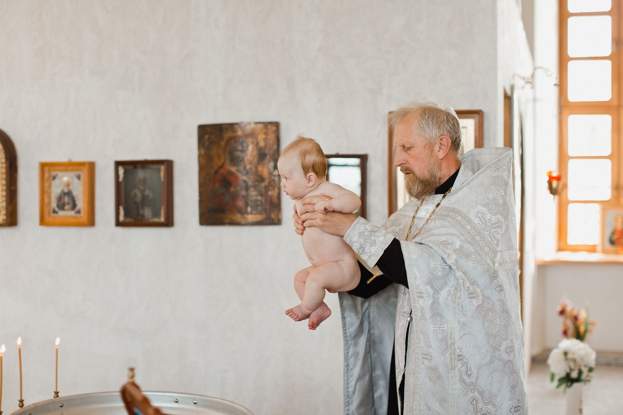 КРЕЩЕНИЕ ДЕНИСА. Семейный фотограф новорождённых в Серпухове Юлия Новикова +79637785957