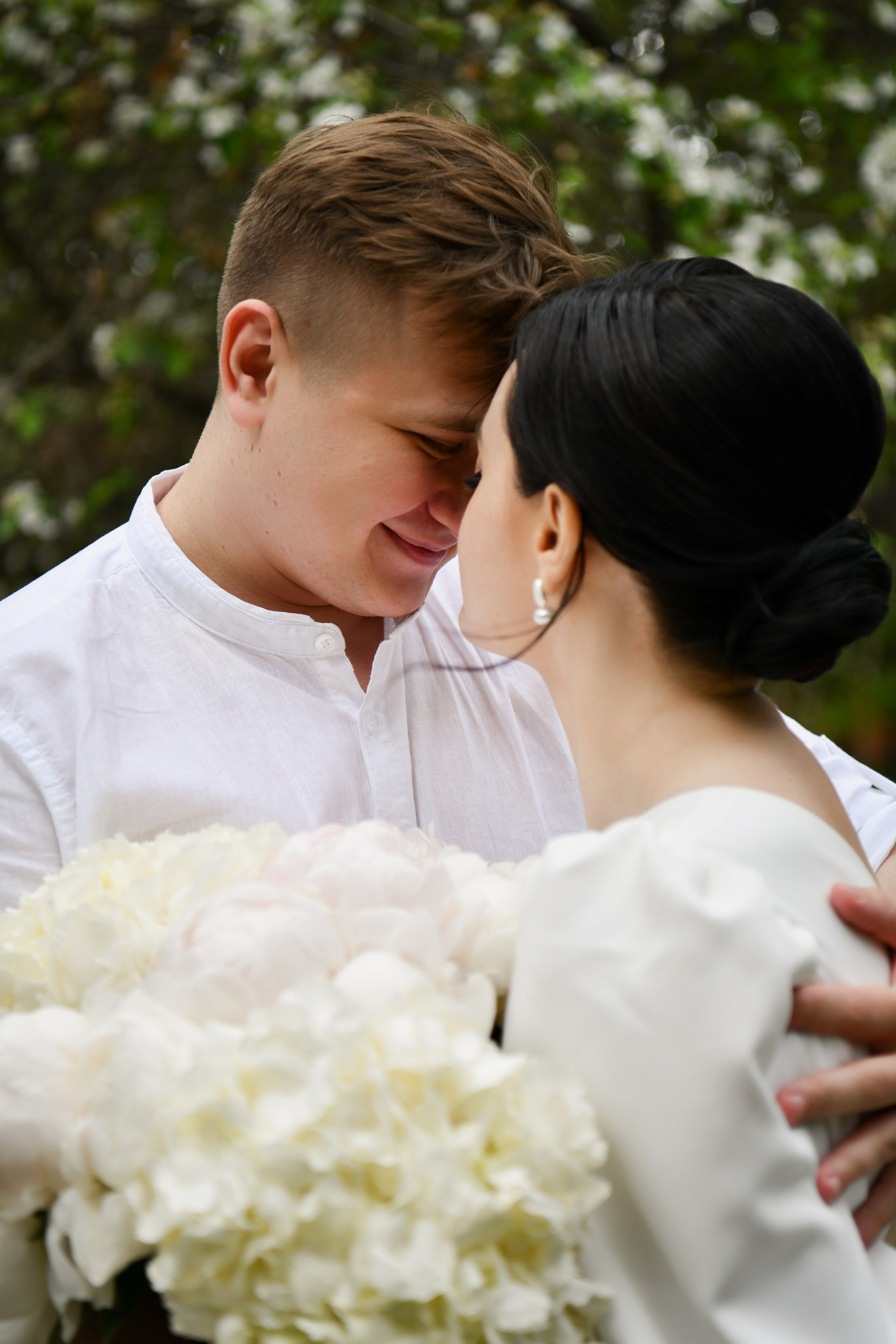 alt="Свадебная фотосессия в Барнауле. Свадебный фотограф Анна Глухова"