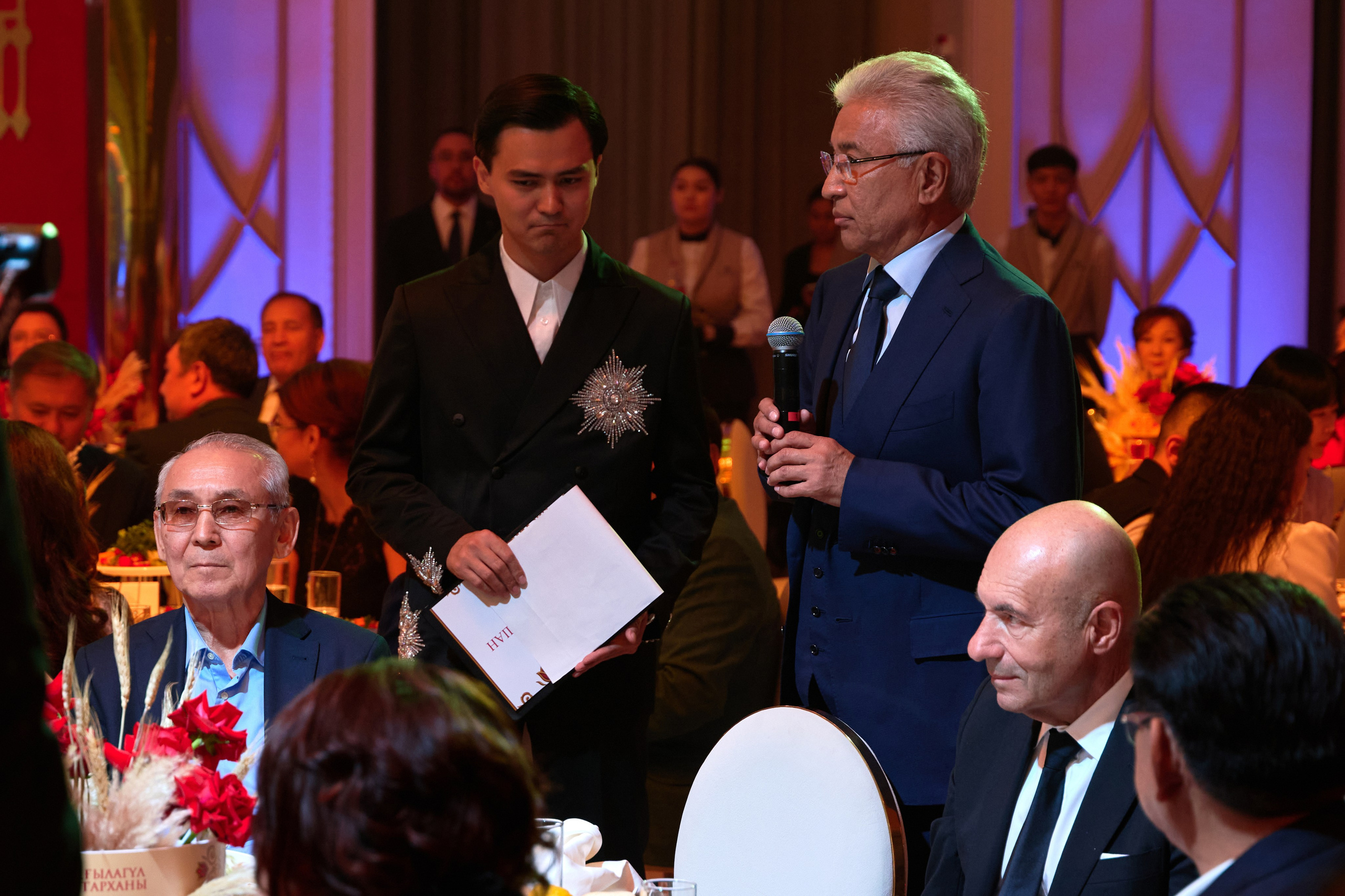 Seriya Qyz Uzatu Raushan. Wedding and reportage photographer in Аstana — Аdilkhan Ilyassov