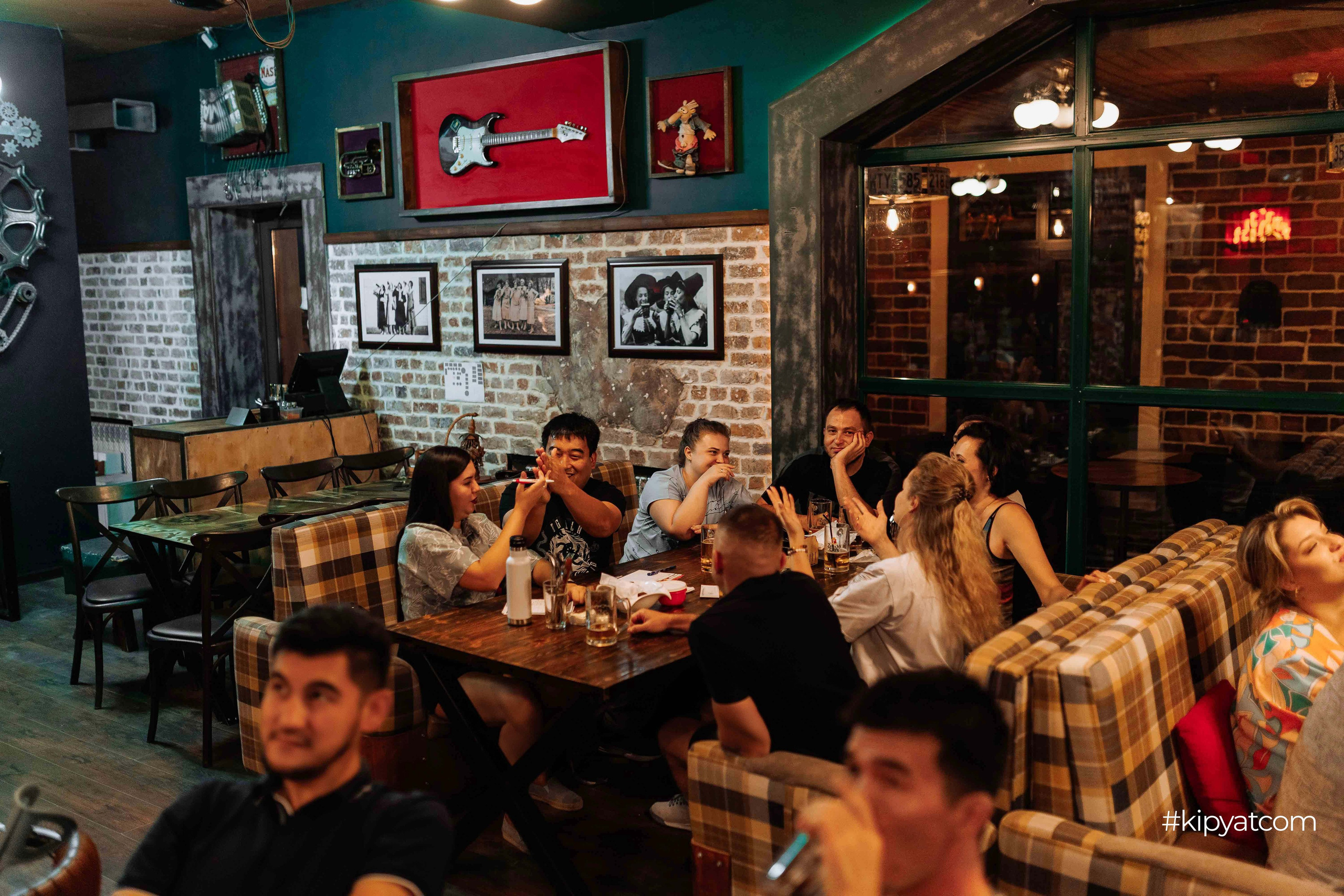 Эйнштейн Party