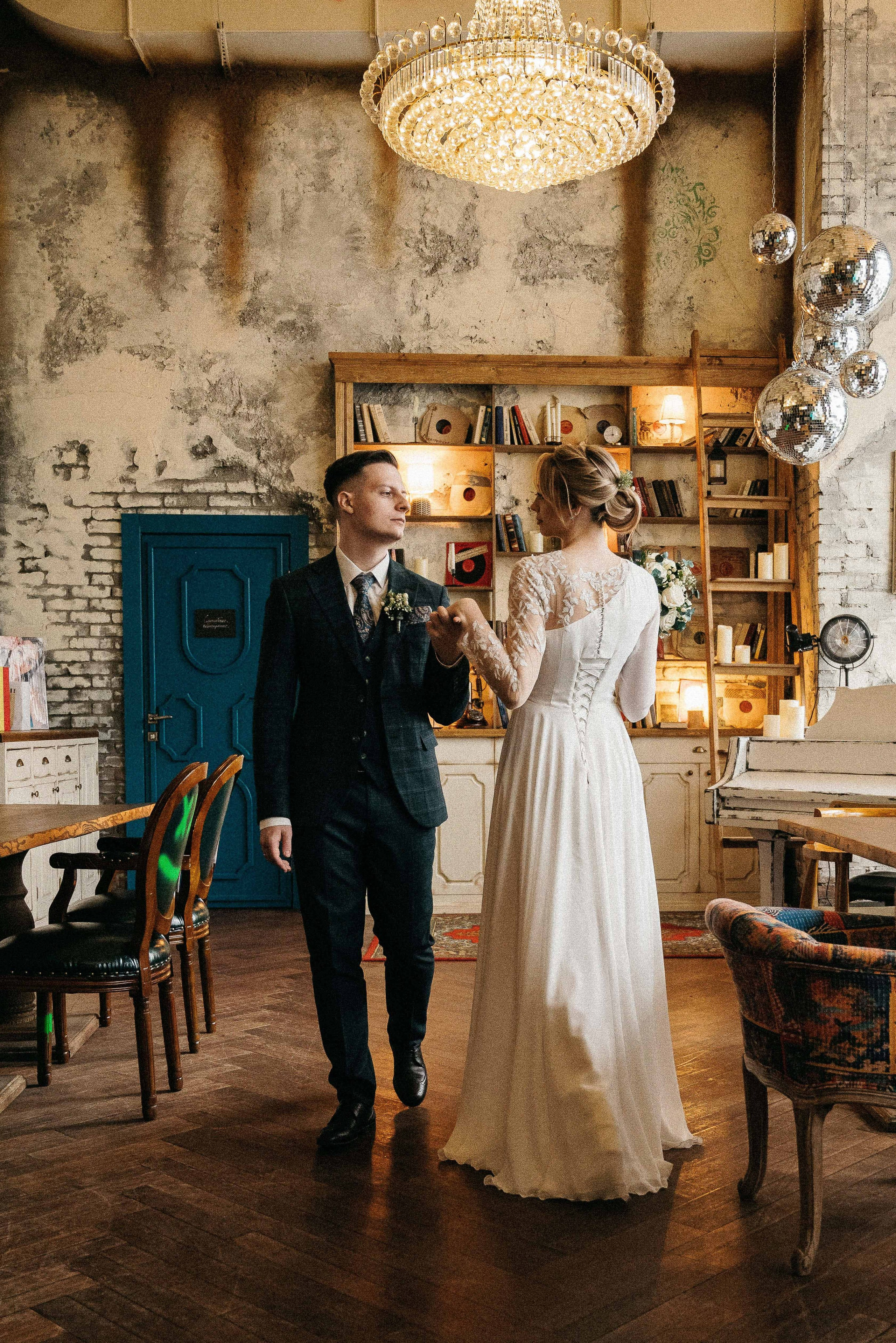 Артем и Галя. Тамара Власова