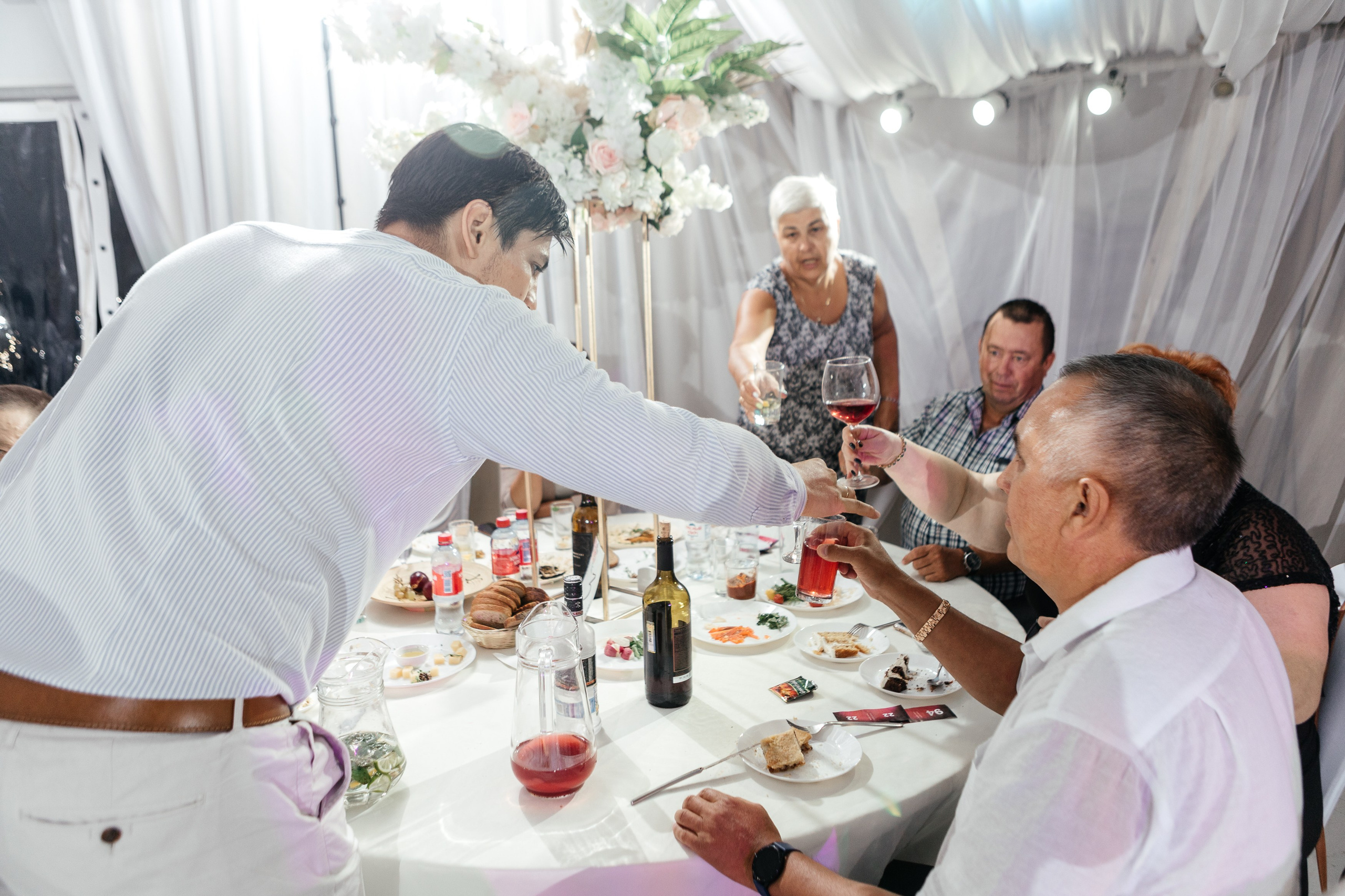 Свадебный фотограф Уфа — Руслан ГабдлисламовЖивые эмоции, красивые кадры, воспоминания на всю жизнь.Работаю по всей Республике Башкортоста. Свадебный фотограф Уфа Руслан Габдлисламов