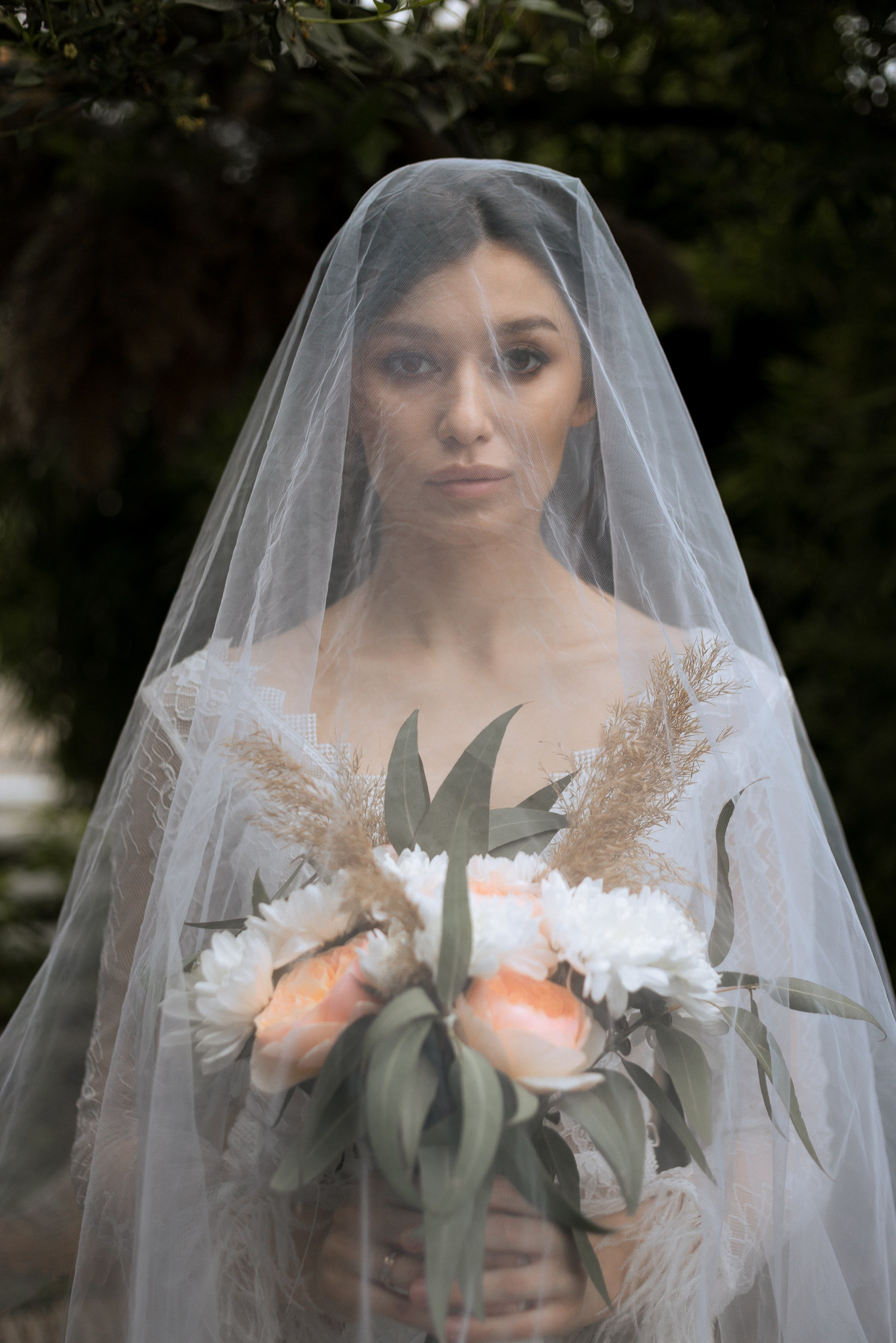 Свадебная фотосессия в оранжерее. Свадебный и семейный фотограф в Волгограде Кристина Иванова