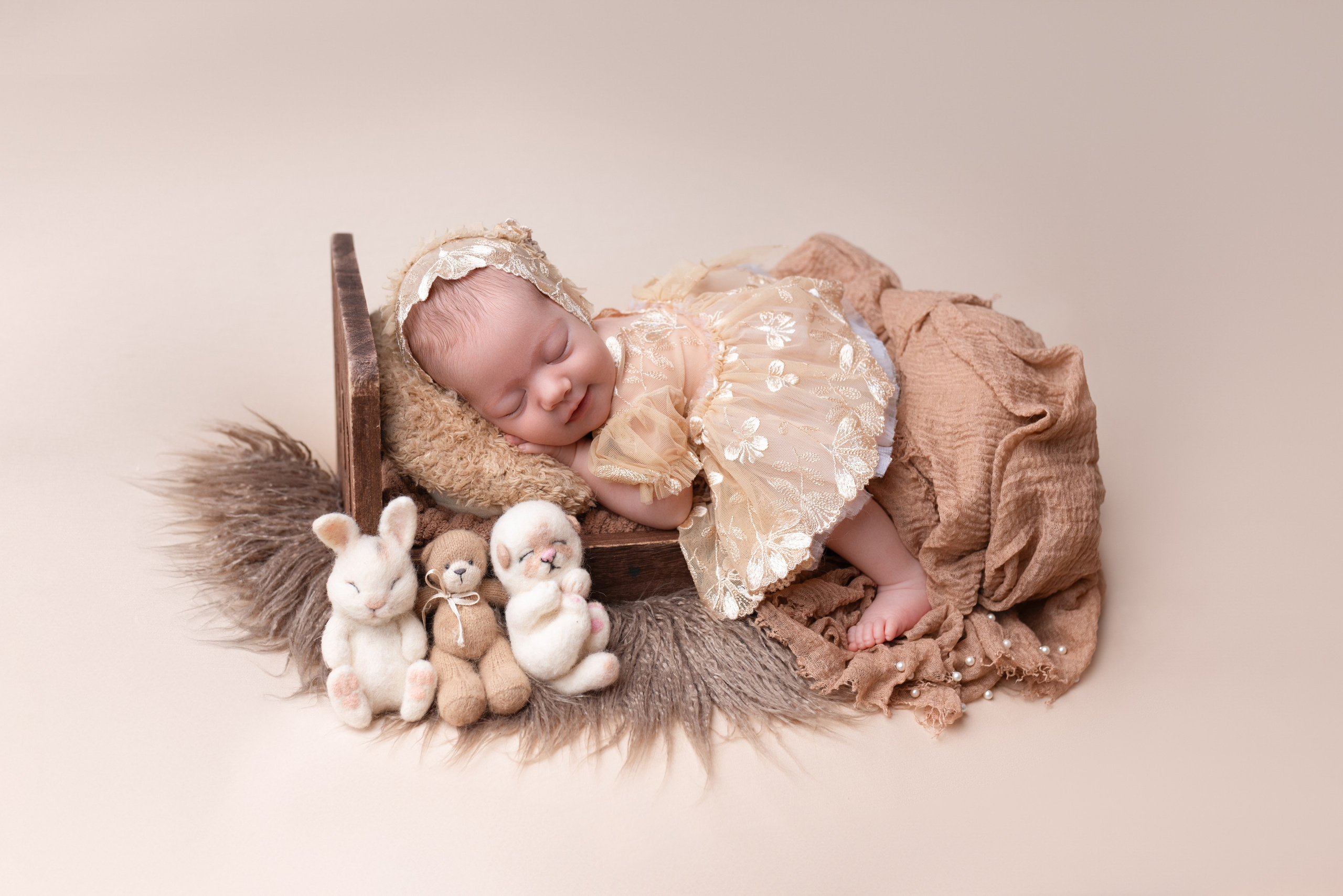Newborn девочки. Фотограф новорожденных Модяева Ирина