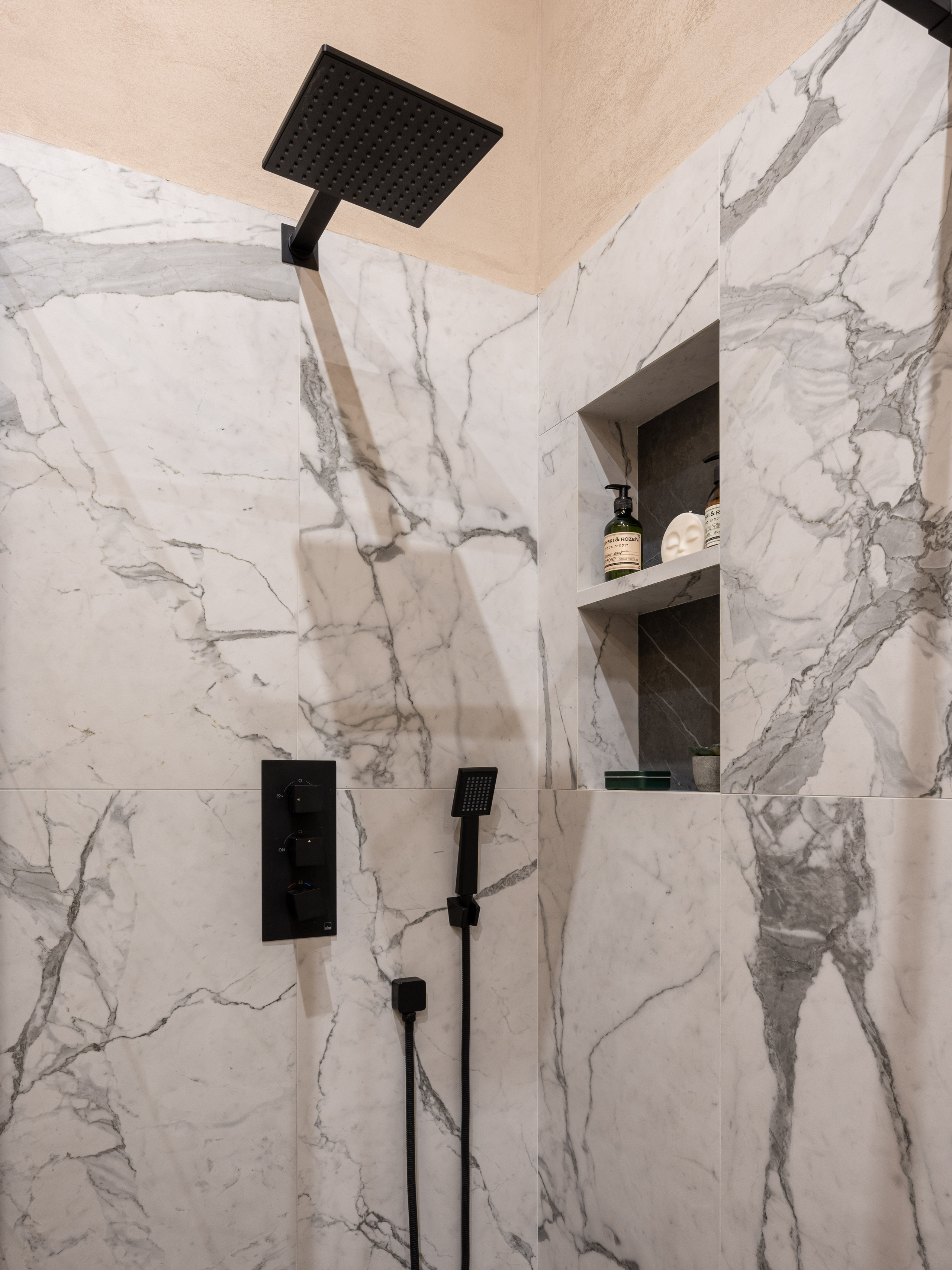 ROOMS by Misha Bear. Интерьерный фотограф Константин Пырьев