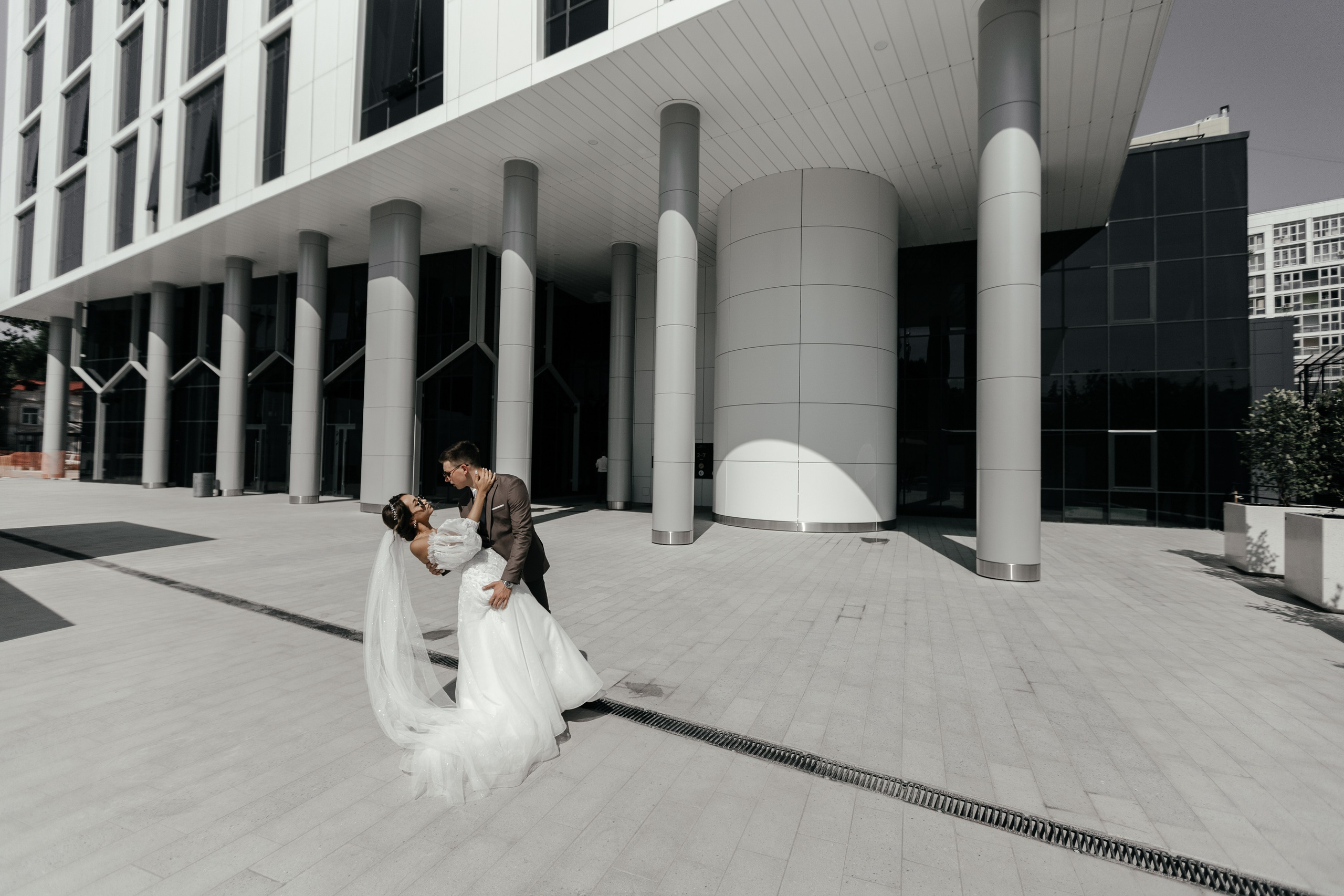 Свадебный фотограф Уфа — Руслан ГабдлисламовЖивые эмоции, красивые кадры, воспоминания на всю жизнь.Работаю по всей Республике Башкортоста. Свадебный фотограф Уфа Руслан Габдлисламов