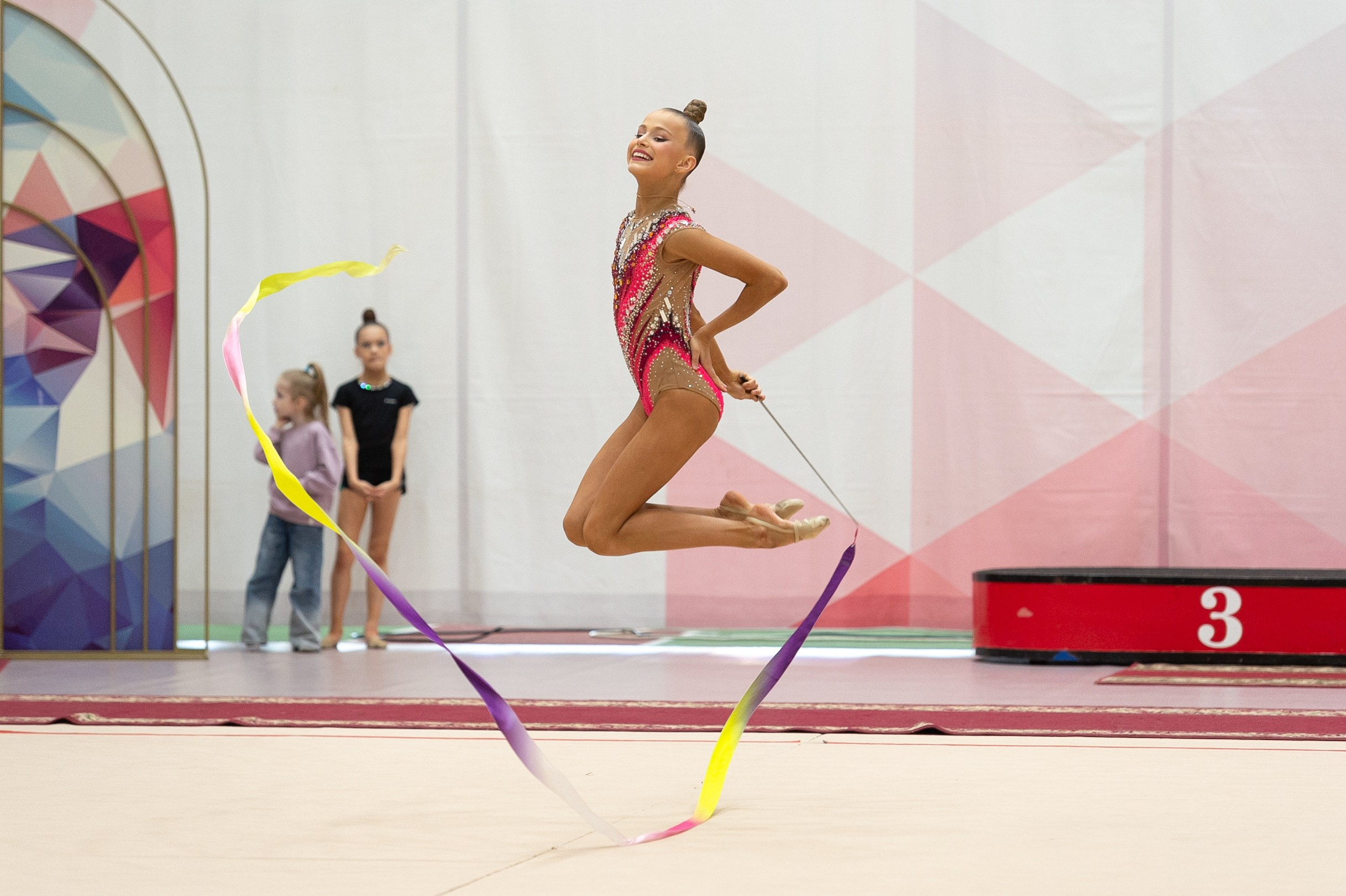 Фотограф Алина Суродеева. ФОТОВИДЕОСПОРТ. Фото видео услуги на соревнованиях по художественной гимнастике. Видеотрансляция соревнований. Москва, ЦФО, ПФО