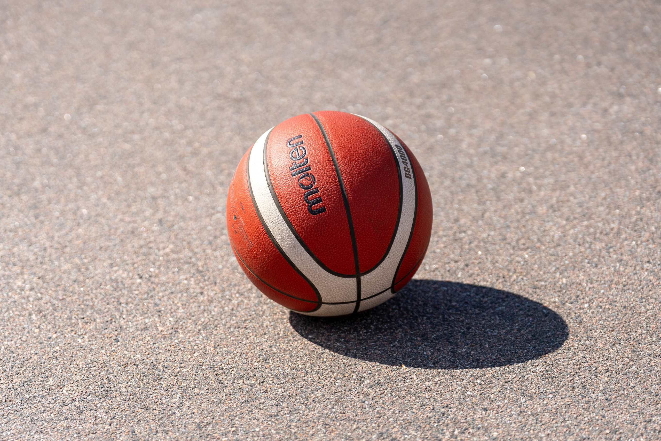 Баскетбольный мяч на матче 3×3 «Оранжевый мяч», спортивный фотограф Санкт-Петербург