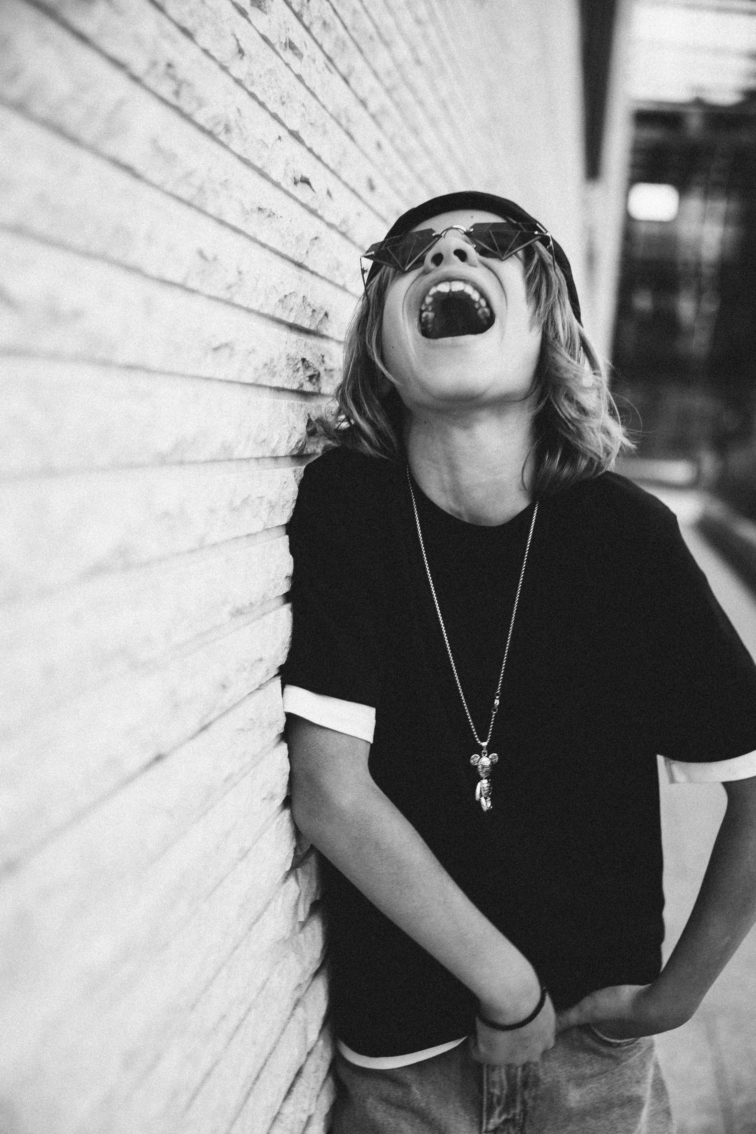 ГЛЕБ. Я фотограф из Москвы к Вашим услугам