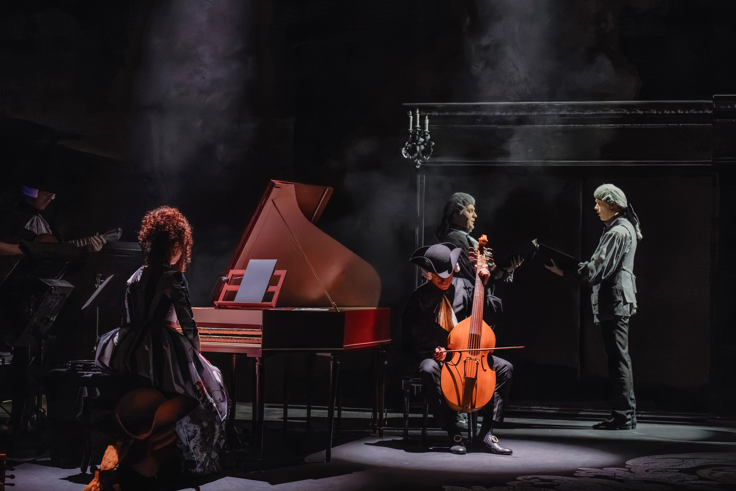 Театр Терезы Дуровой: Моцарт и Сальери. Сайт фотографа Сергея Абрамова