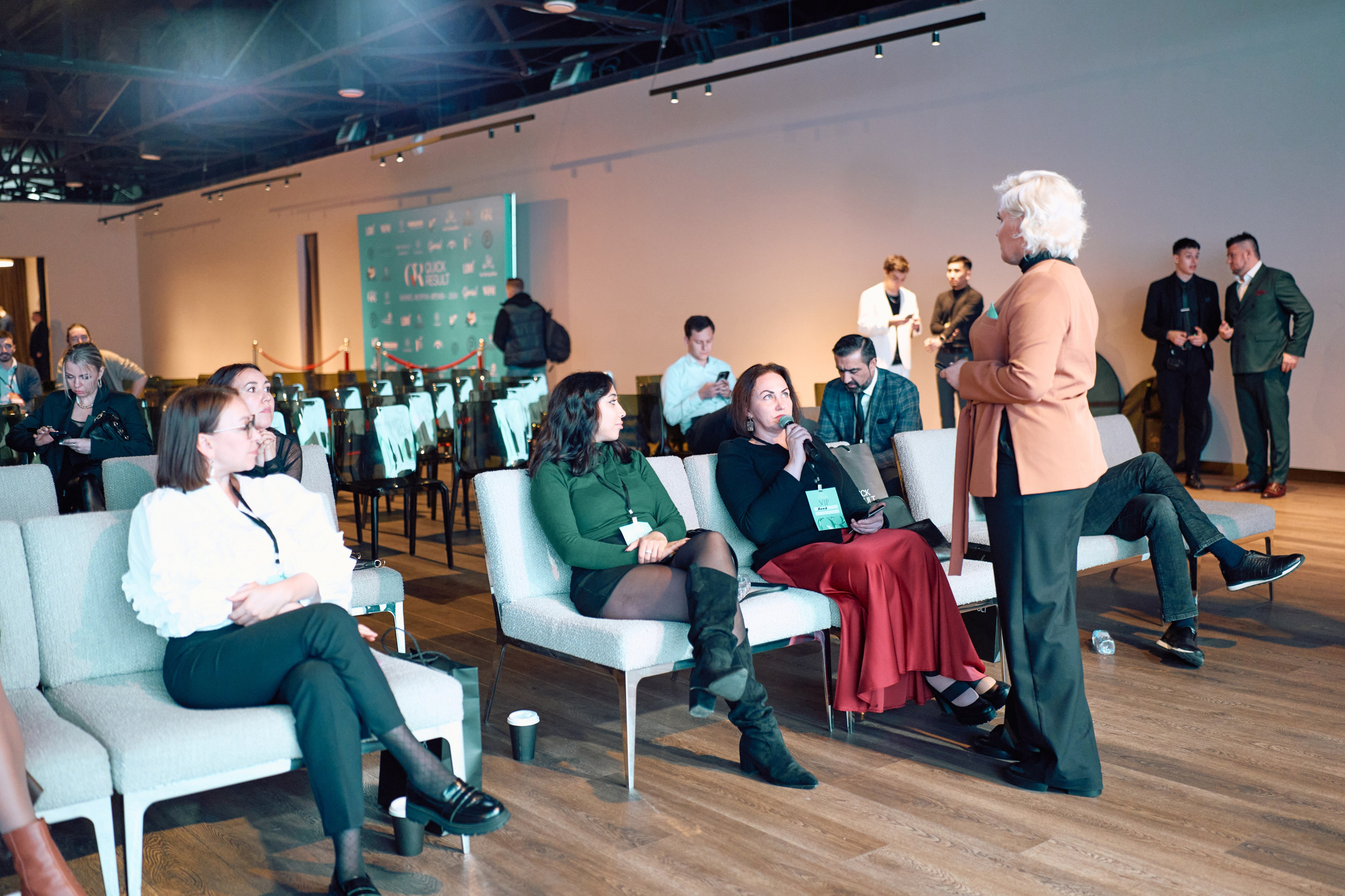 Форум QR. Свадебный фотограф в Москве Кристина Чехова