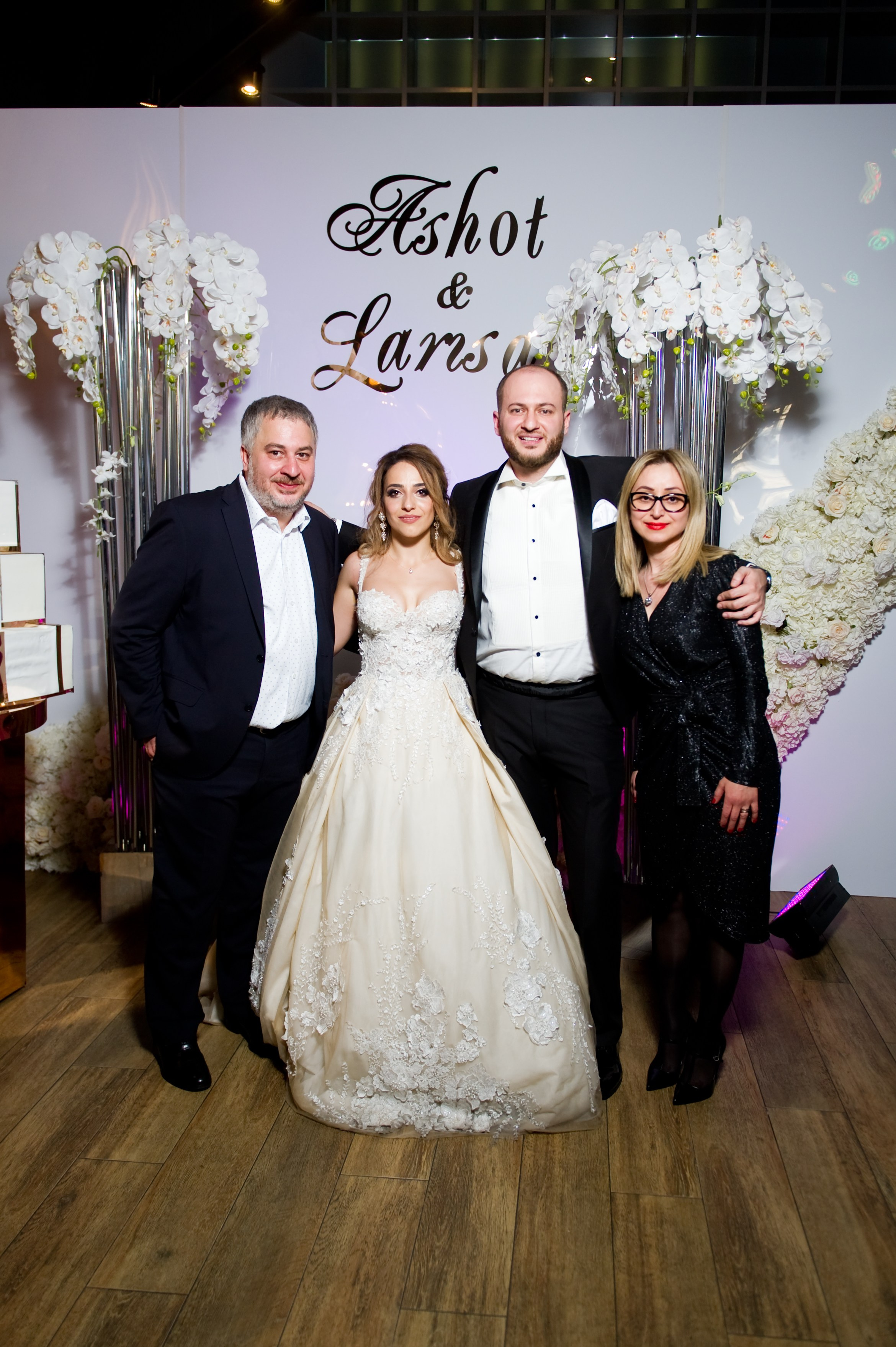 Свадьба Ашота и Ларисы. Репортажный фотограф и видеограф Слава Думчев. Тимбилдинги, отчетники, корпоративы