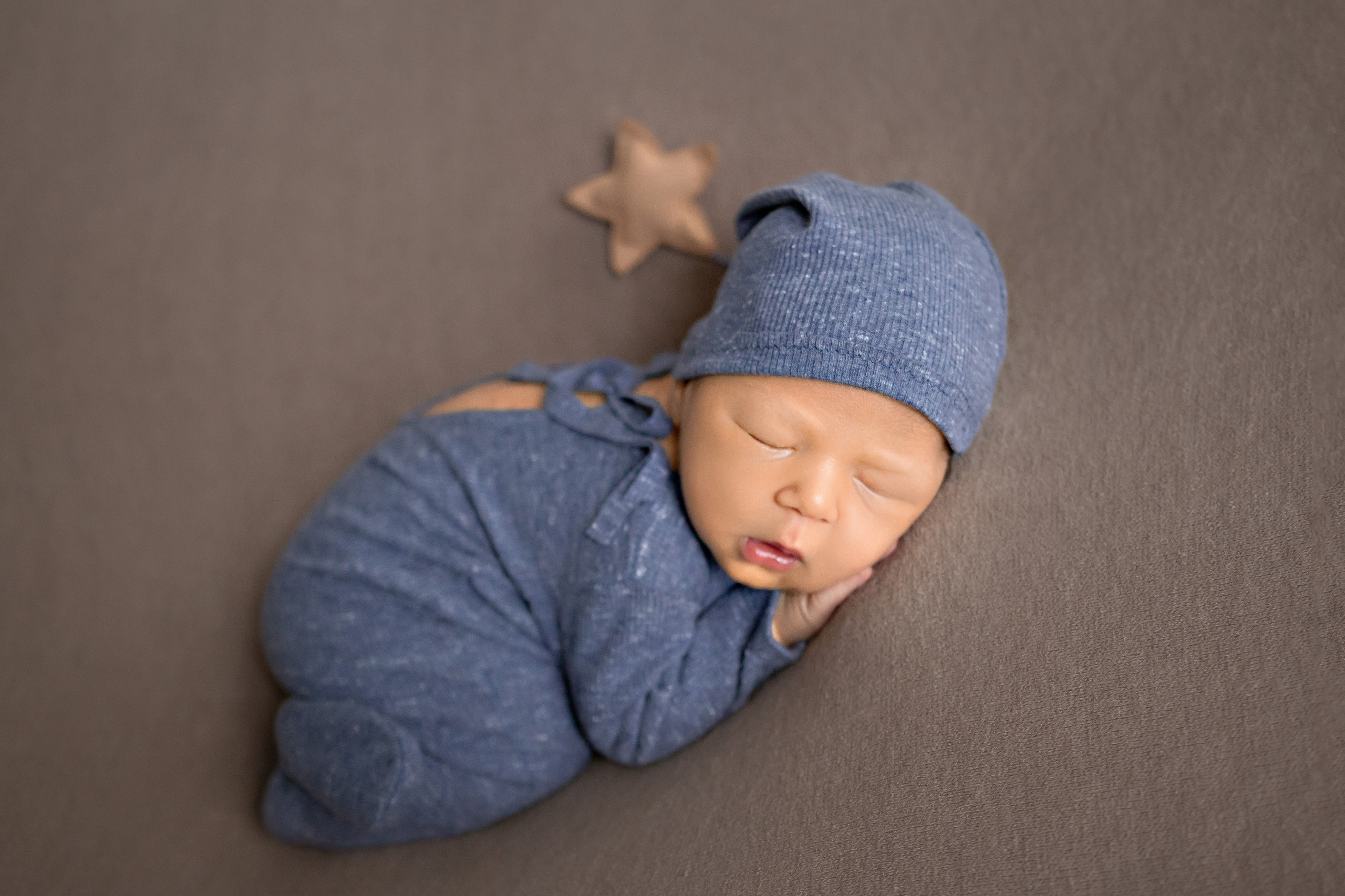 Новорождённые. Фотограф беременности и ньюборн в Ростове-на-Дону