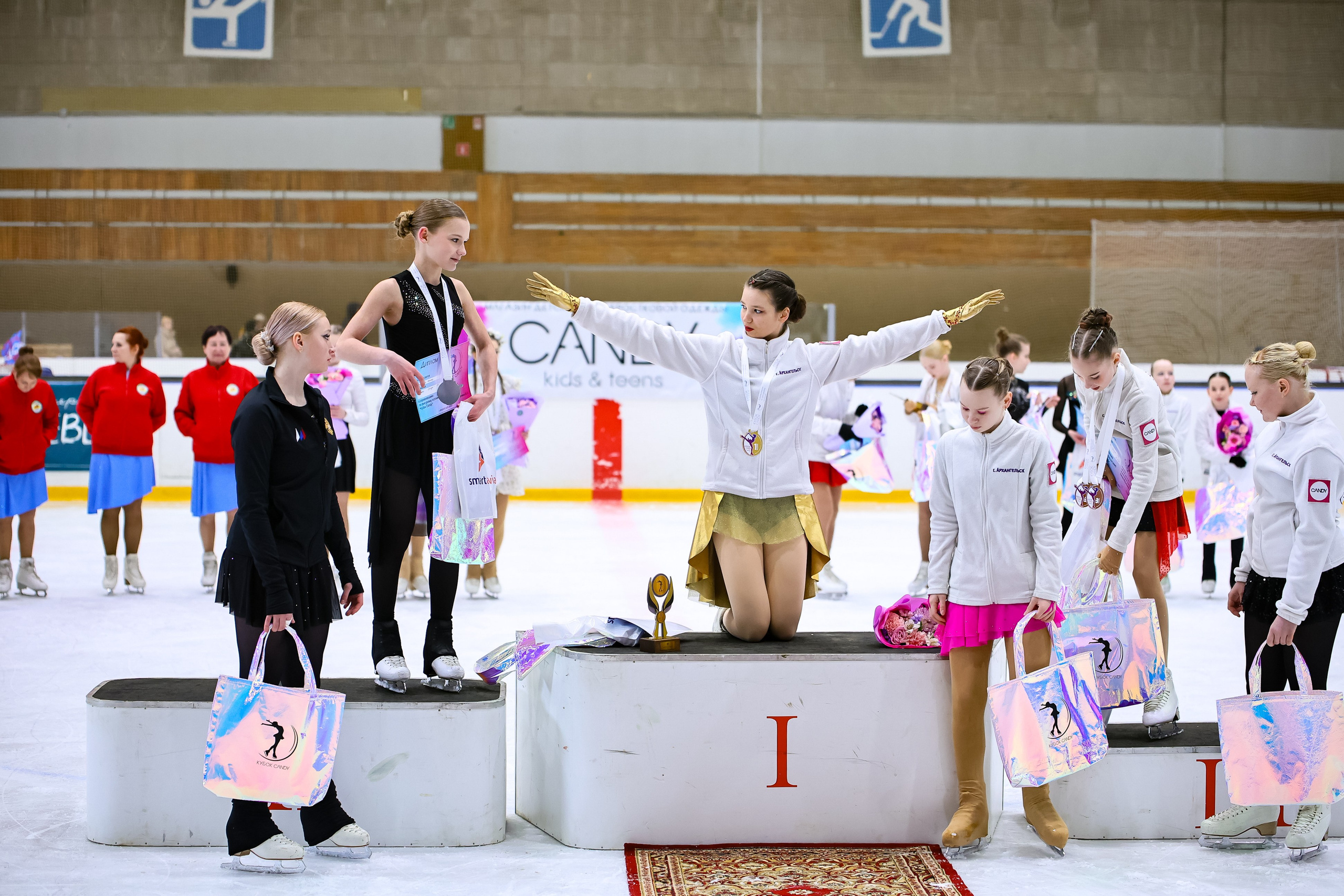 КУБОК CANDY 2025 В АРХАНГЕЛЬСКЕ НАГРАЖДЕНИЕ. ФК Фотограф в Санкт-Петербурге Наталья Понарина