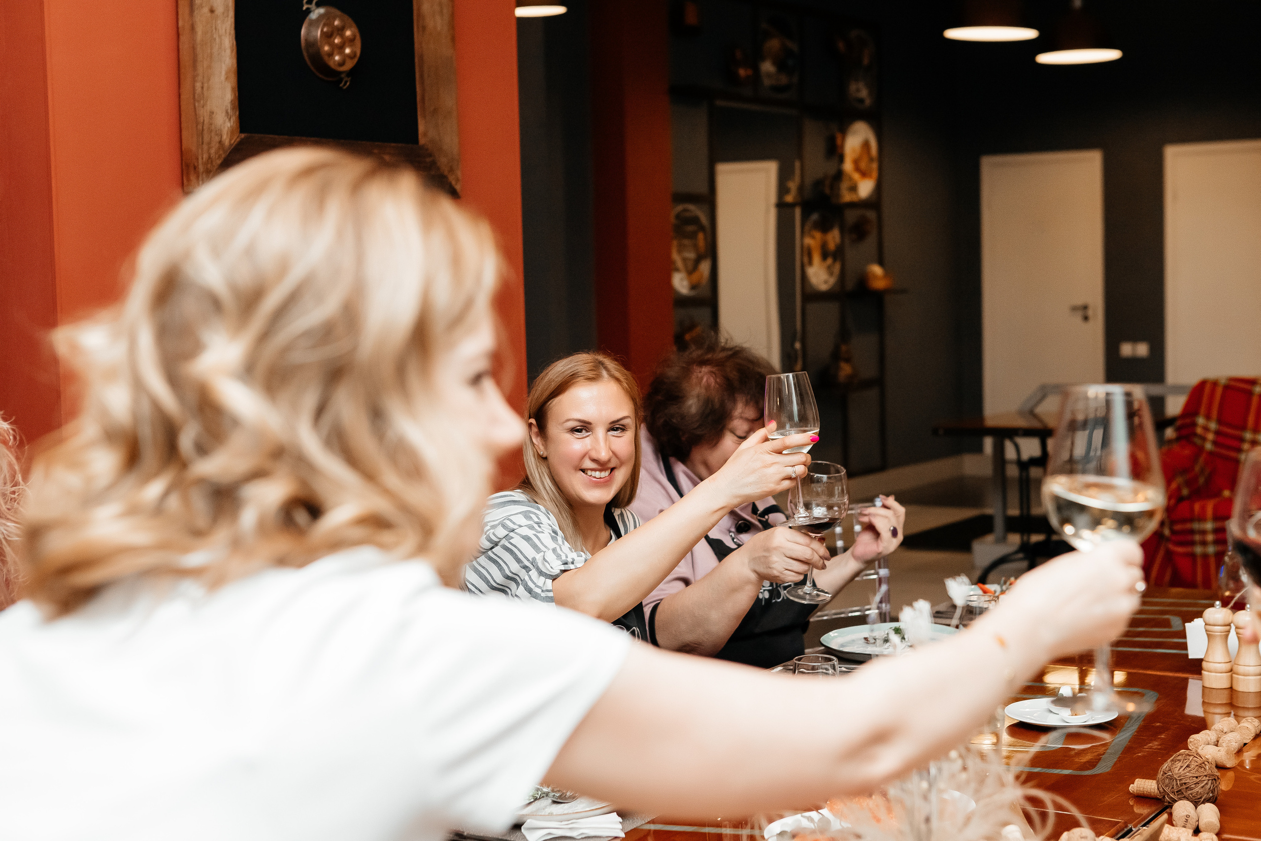 День рождения Марии в Food Loft. Семейный и свадебный фотограф в Петербурге Евгения и Николай Шевчук
