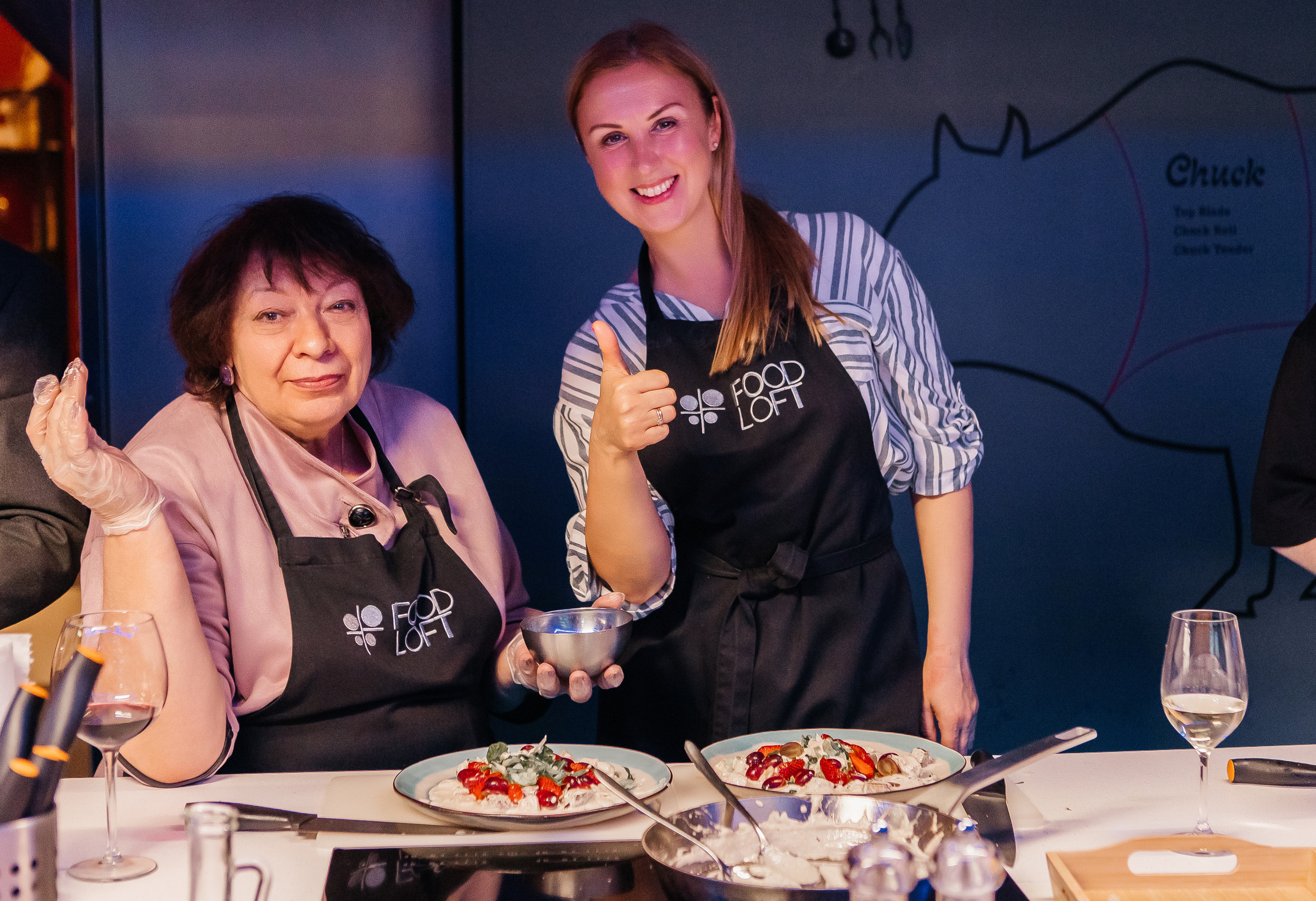 День рождения Марии в Food Loft. Семейный и свадебный фотограф в Петербурге Евгения и Николай Шевчук