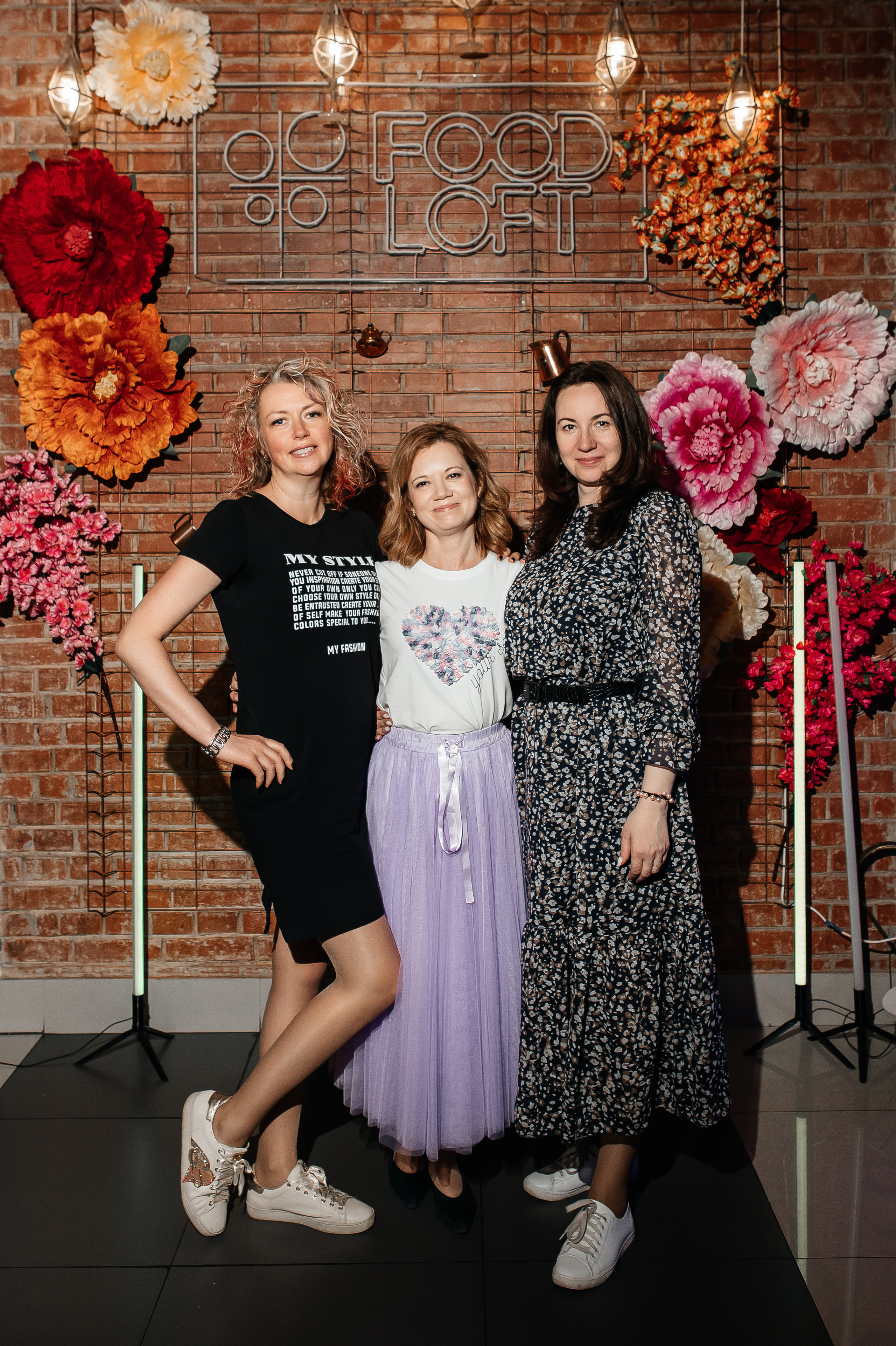 День рождения Марии в Food Loft. Семейный и свадебный фотограф в Петербурге Евгения и Николай Шевчук