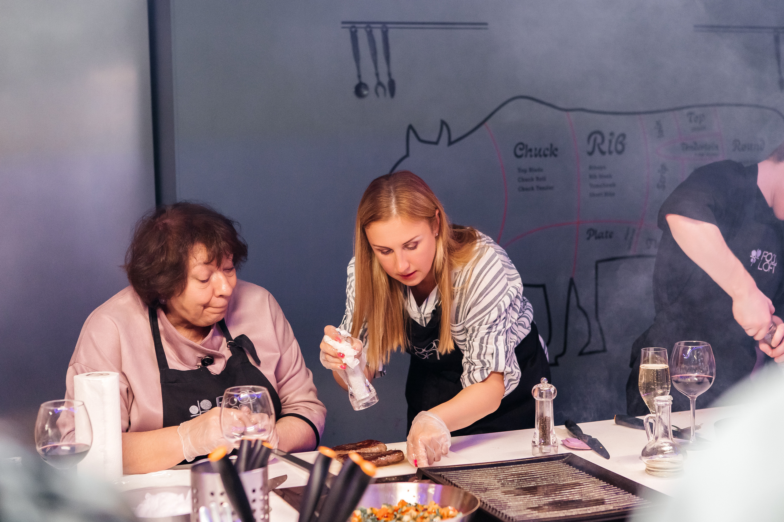 День рождения Марии в Food Loft. Семейный и свадебный фотограф в Петербурге Евгения и Николай Шевчук