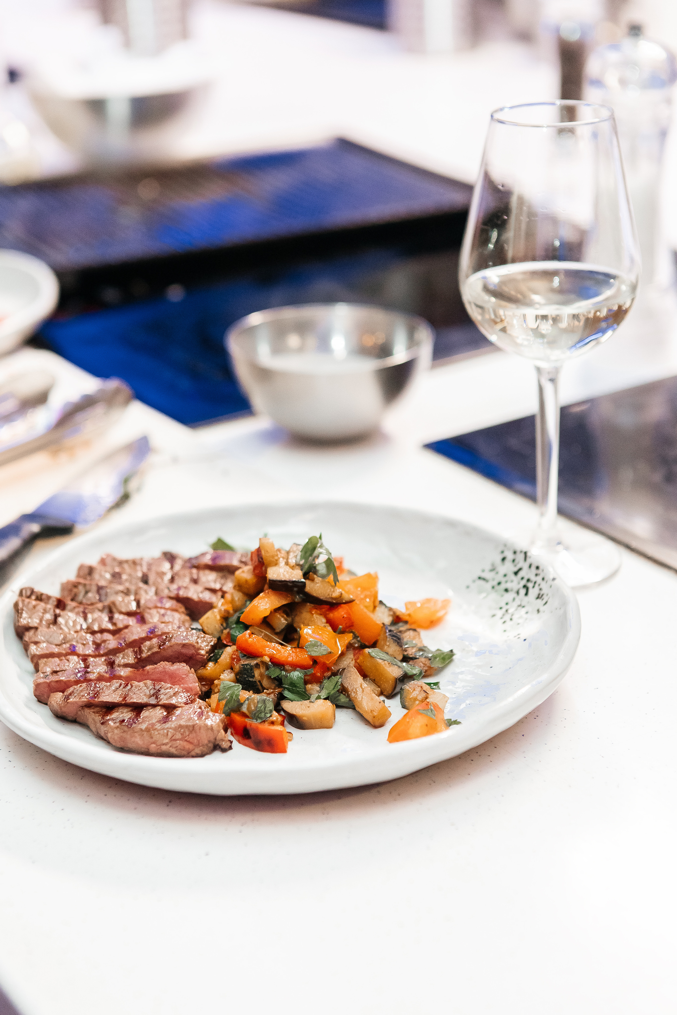 День рождения Марии в Food Loft. Семейный и свадебный фотограф в Петербурге Евгения и Николай Шевчук