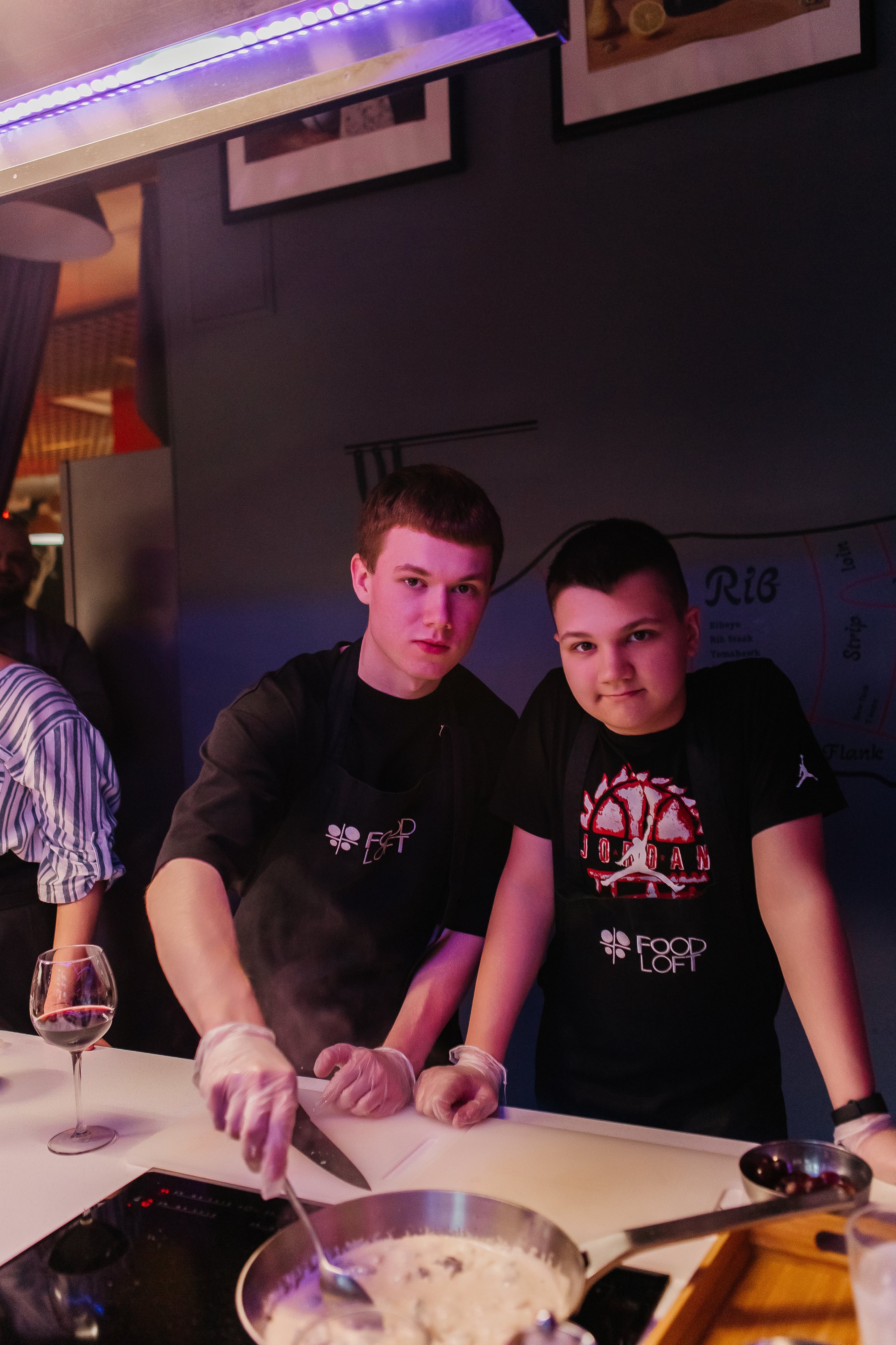 День рождения Марии в Food Loft. Семейный и свадебный фотограф в Петербурге Евгения и Николай Шевчук