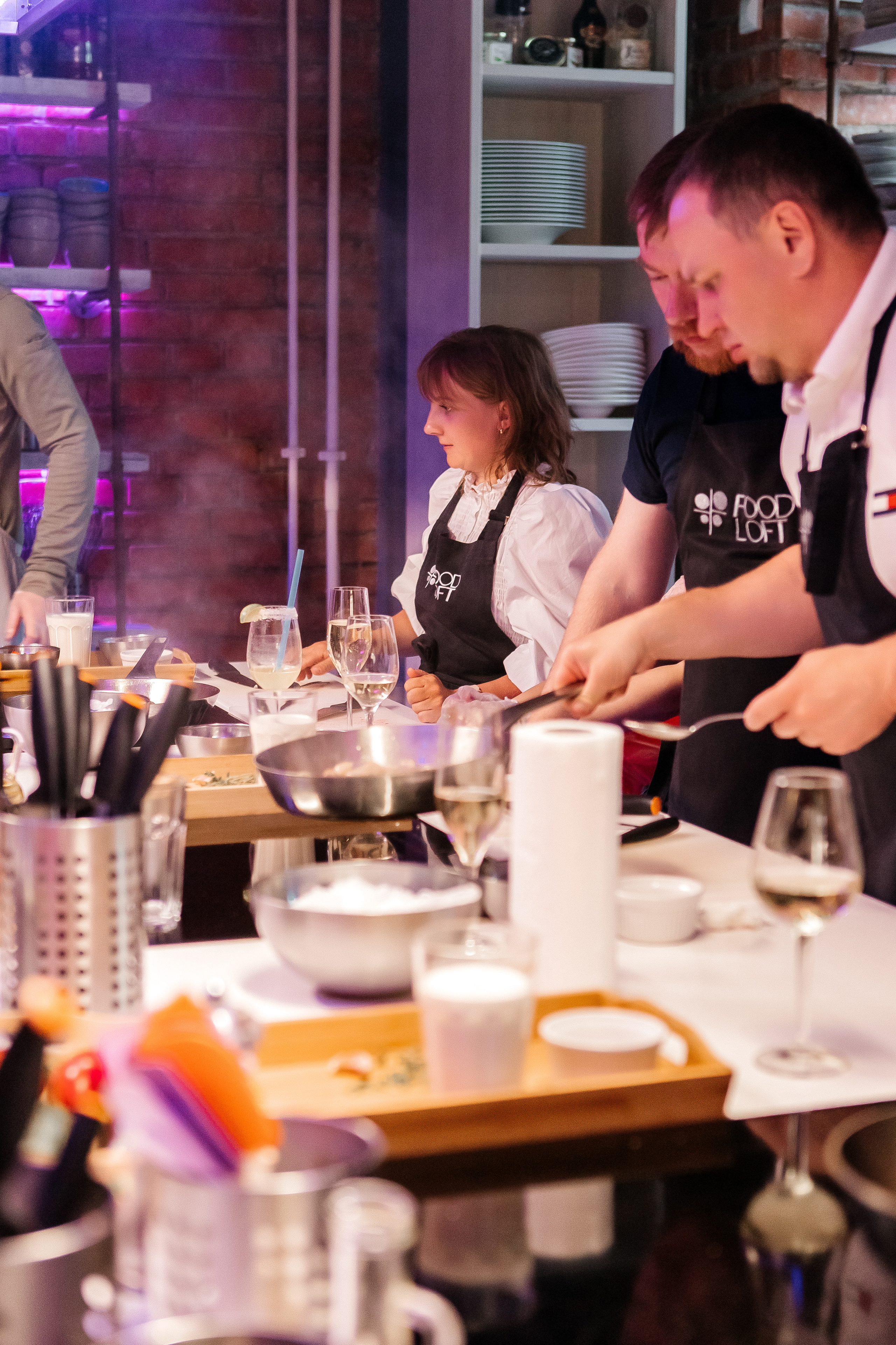 День рождения Марии в Food Loft. Семейный и свадебный фотограф в Петербурге Евгения и Николай Шевчук