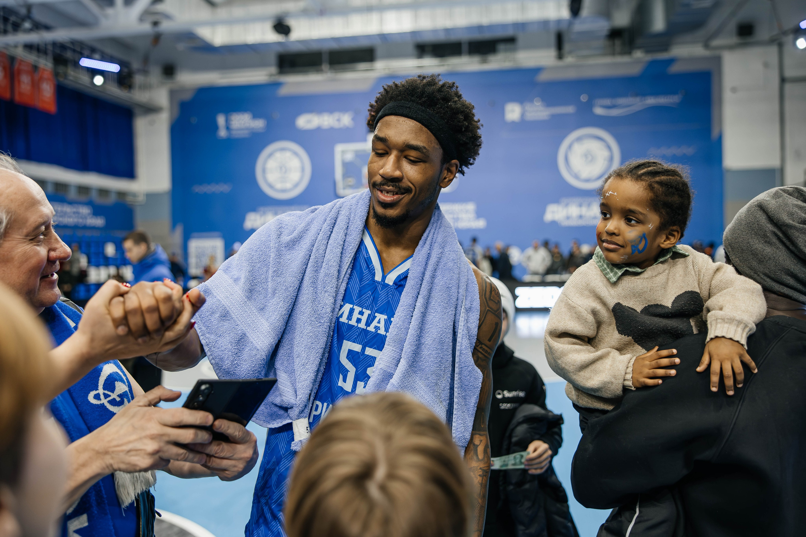 Баскетбол — Динамо. Репортажный и свадебный фотограф во Владивостоке Максим Цой