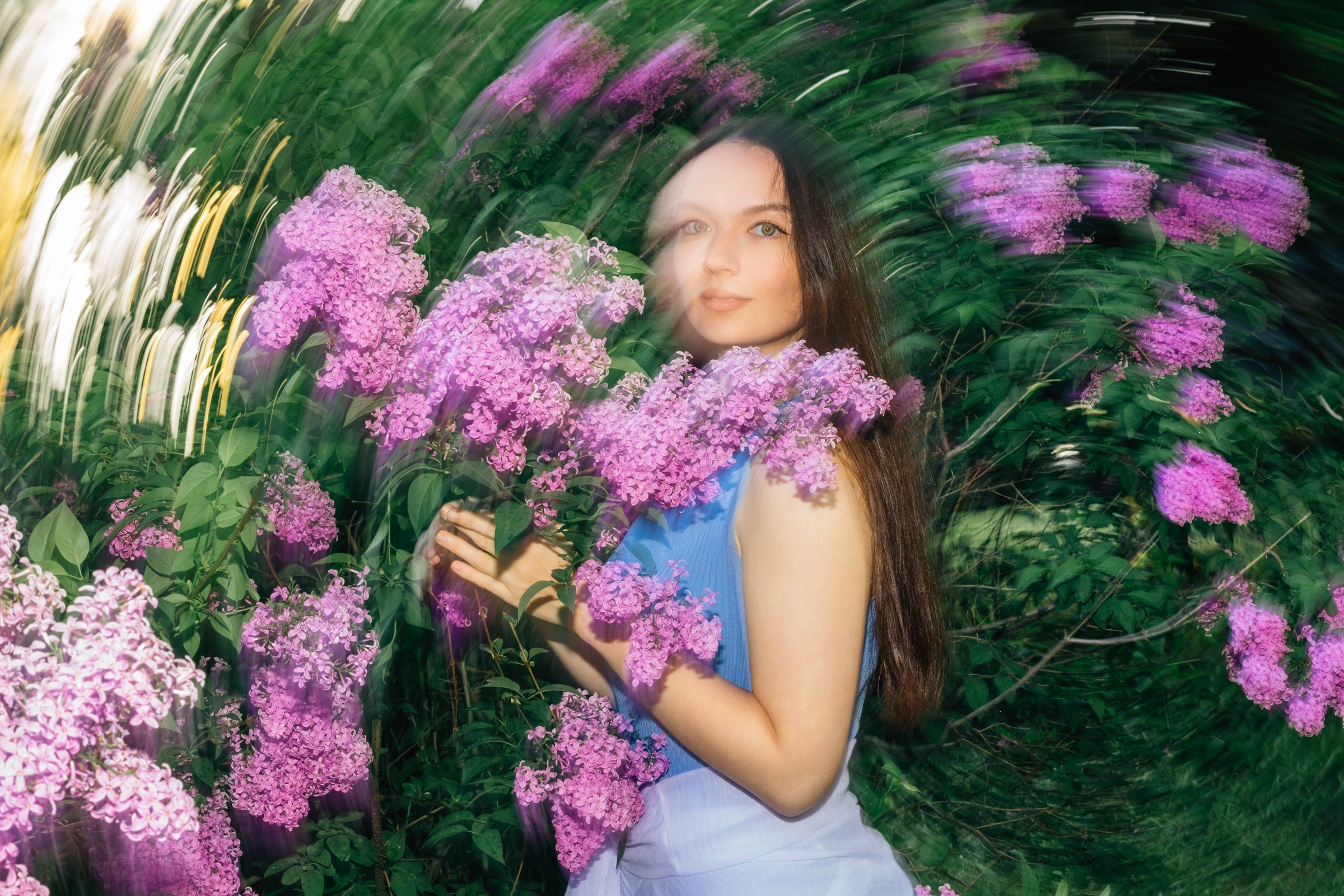 Смазы сирени. Екатерина. Июнь 2025. Фотограф Пермь. Свадьбы. Семья и дети, школа, д. сад. Фотокниги