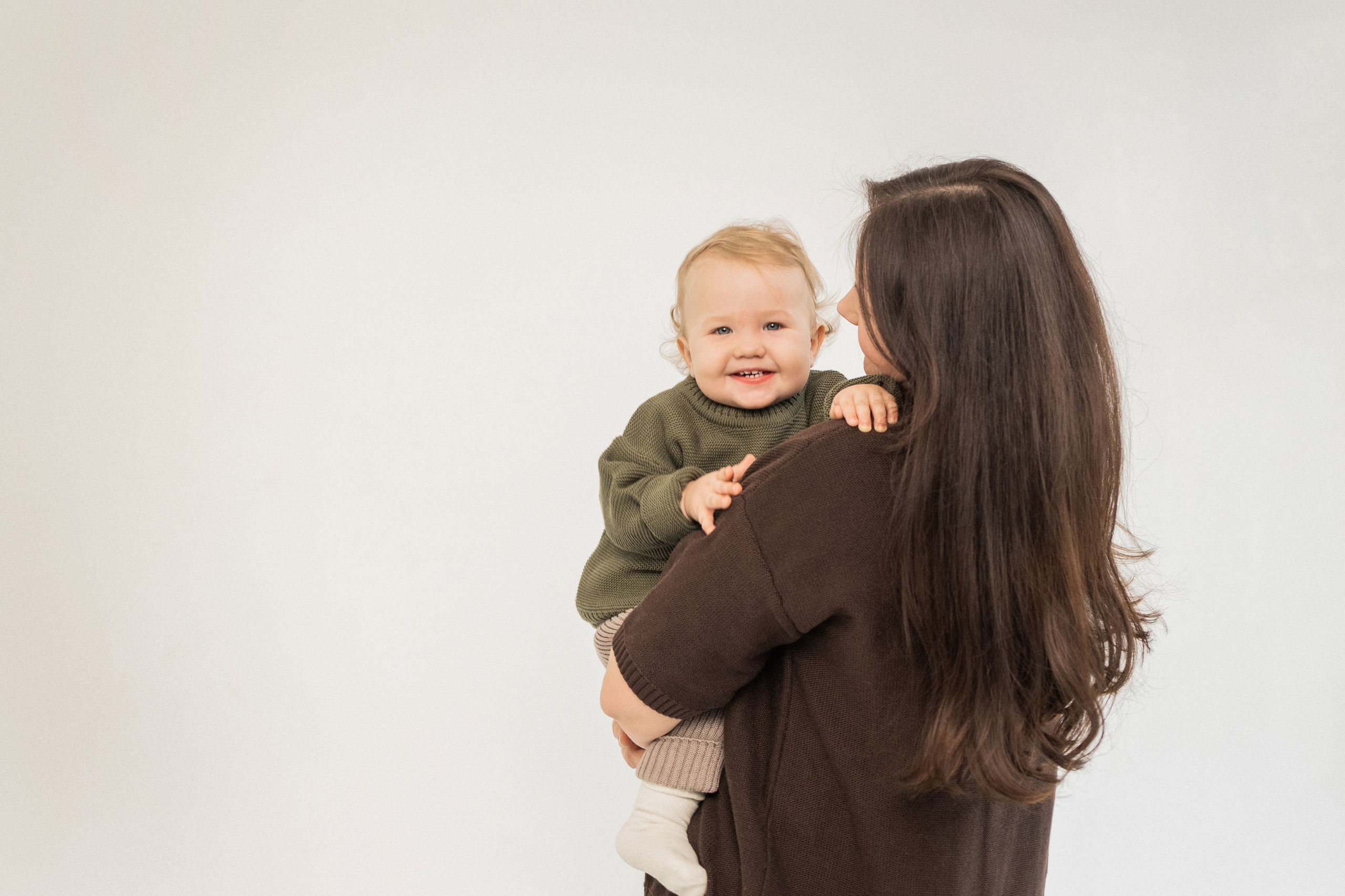 Л ю б о в ь между Вами и посреди Вас. Виноградова Маргарита. Фотограф P r o Явления
